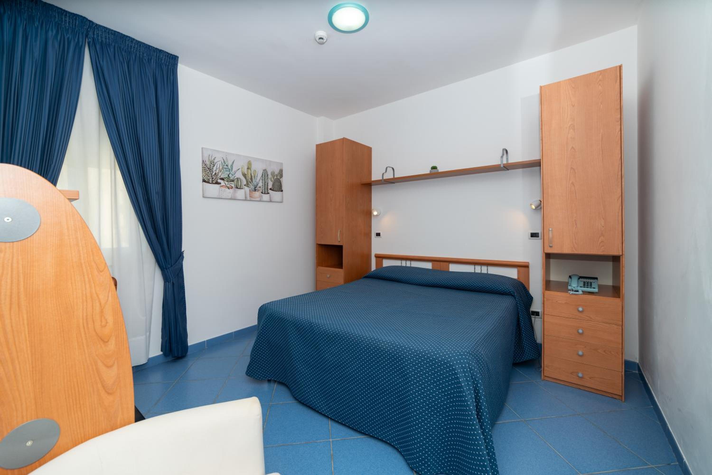 Habitación Doble - Acceso para Personas con Discapacidad