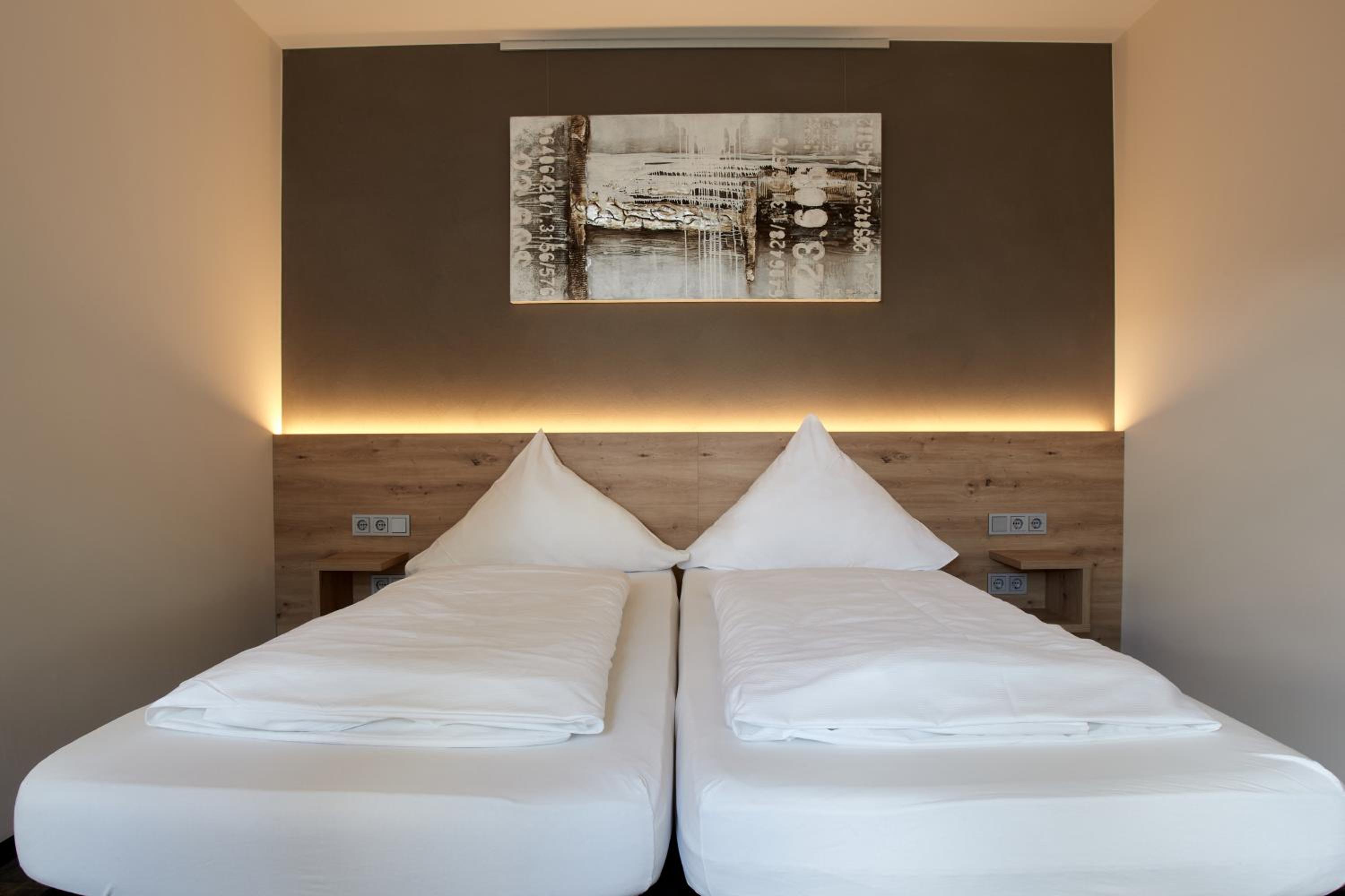 Double Room - Photo 1