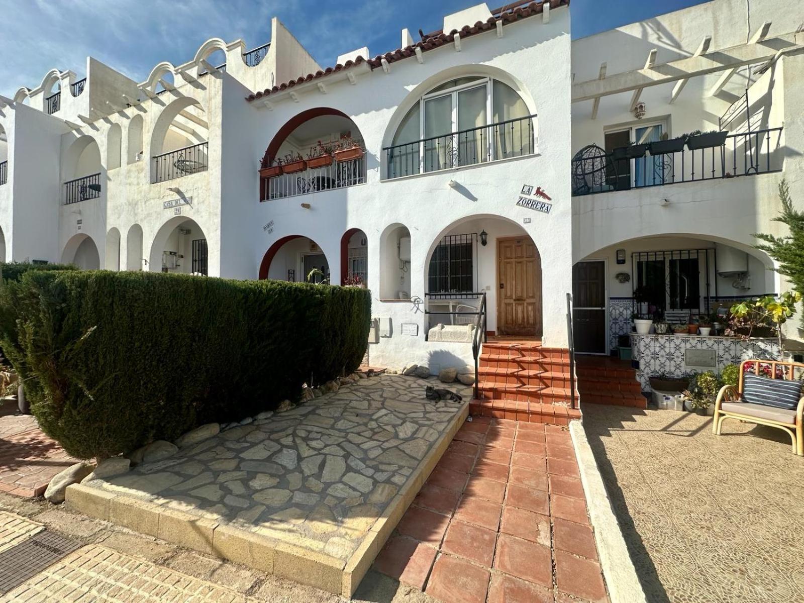 Two-Bedroom Apartment With Balcony And Terrace photo 3