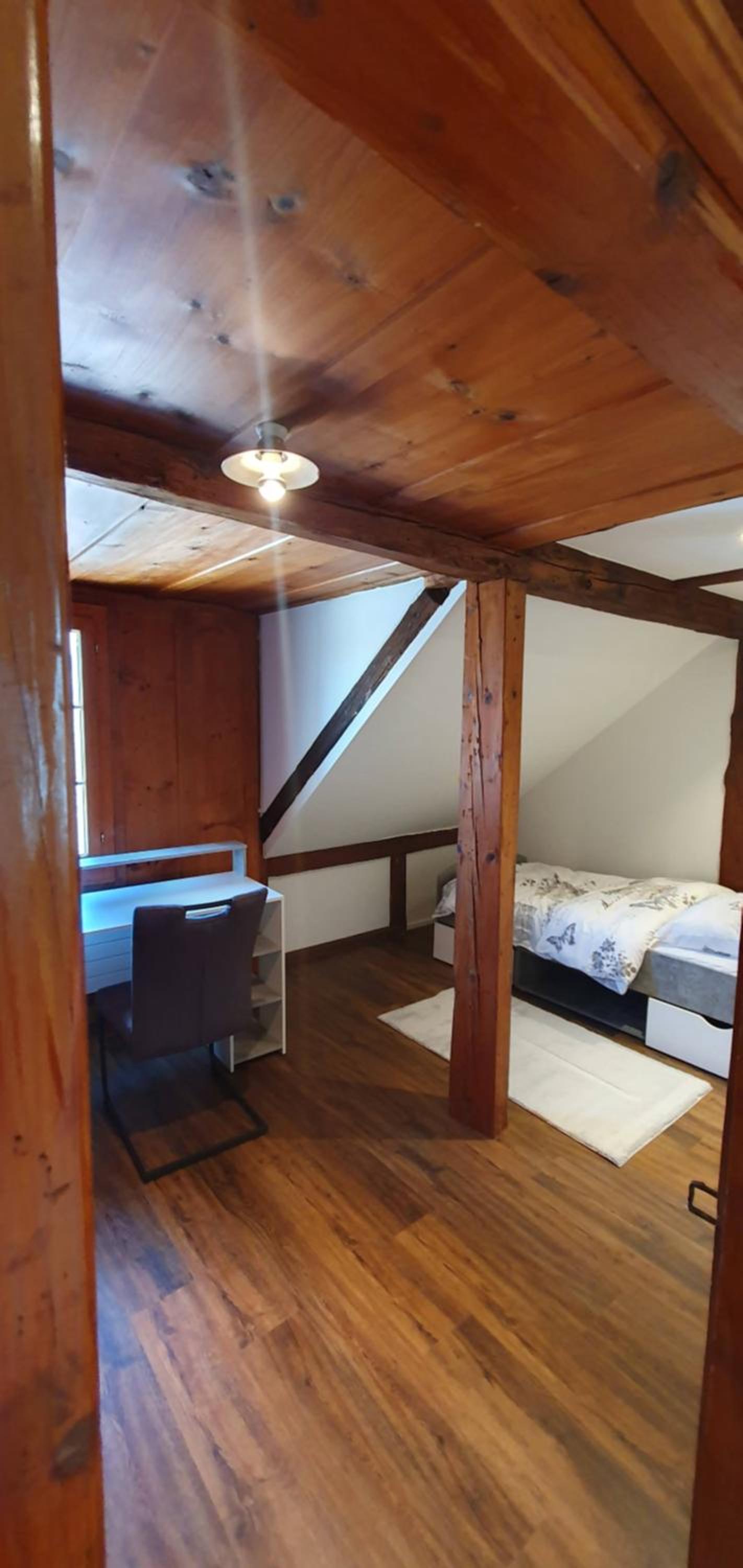 Single Room With Shared Shower And Toilet photo 1
