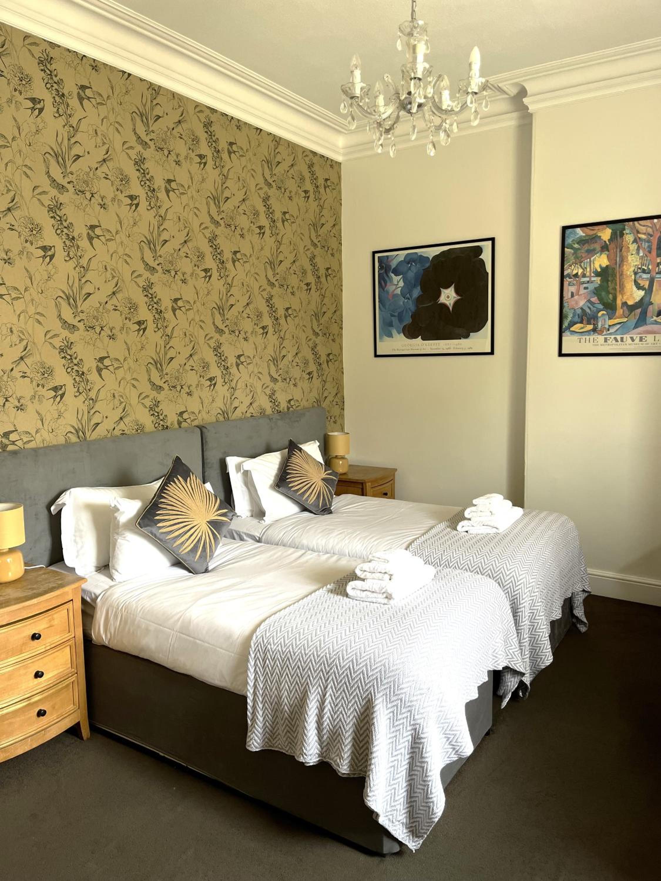 Deluxe Double or Twin Room