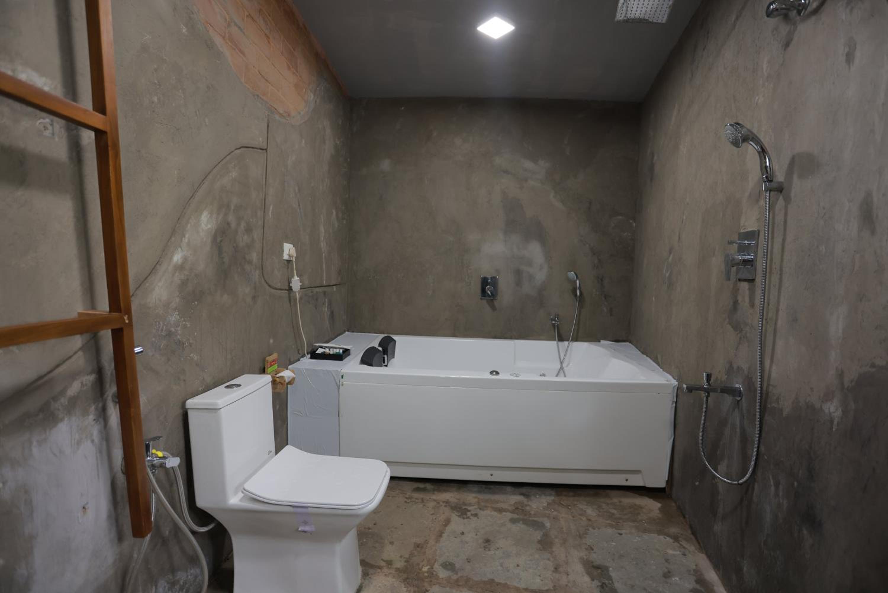 Studio with Spa Bath - Photo 20