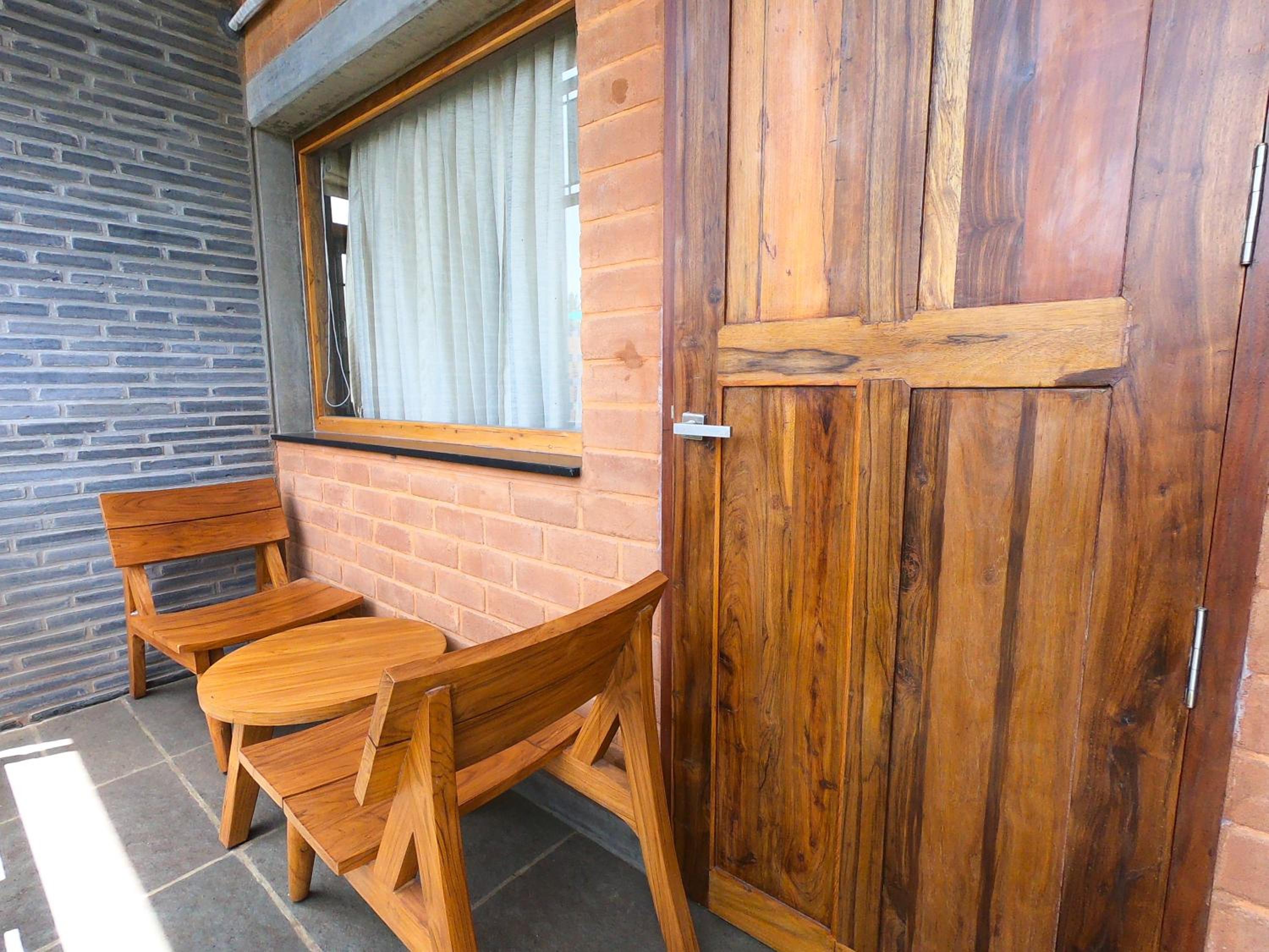 Double Room with Spa Bath - Photo 9