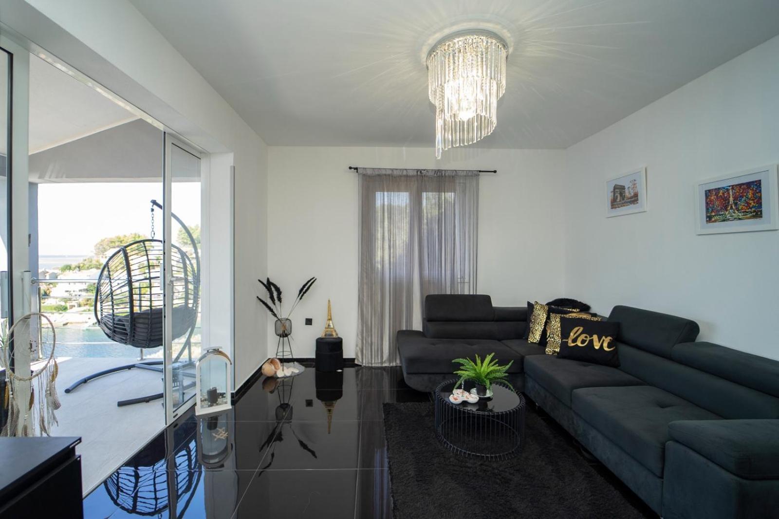 One-Bedroom Villa