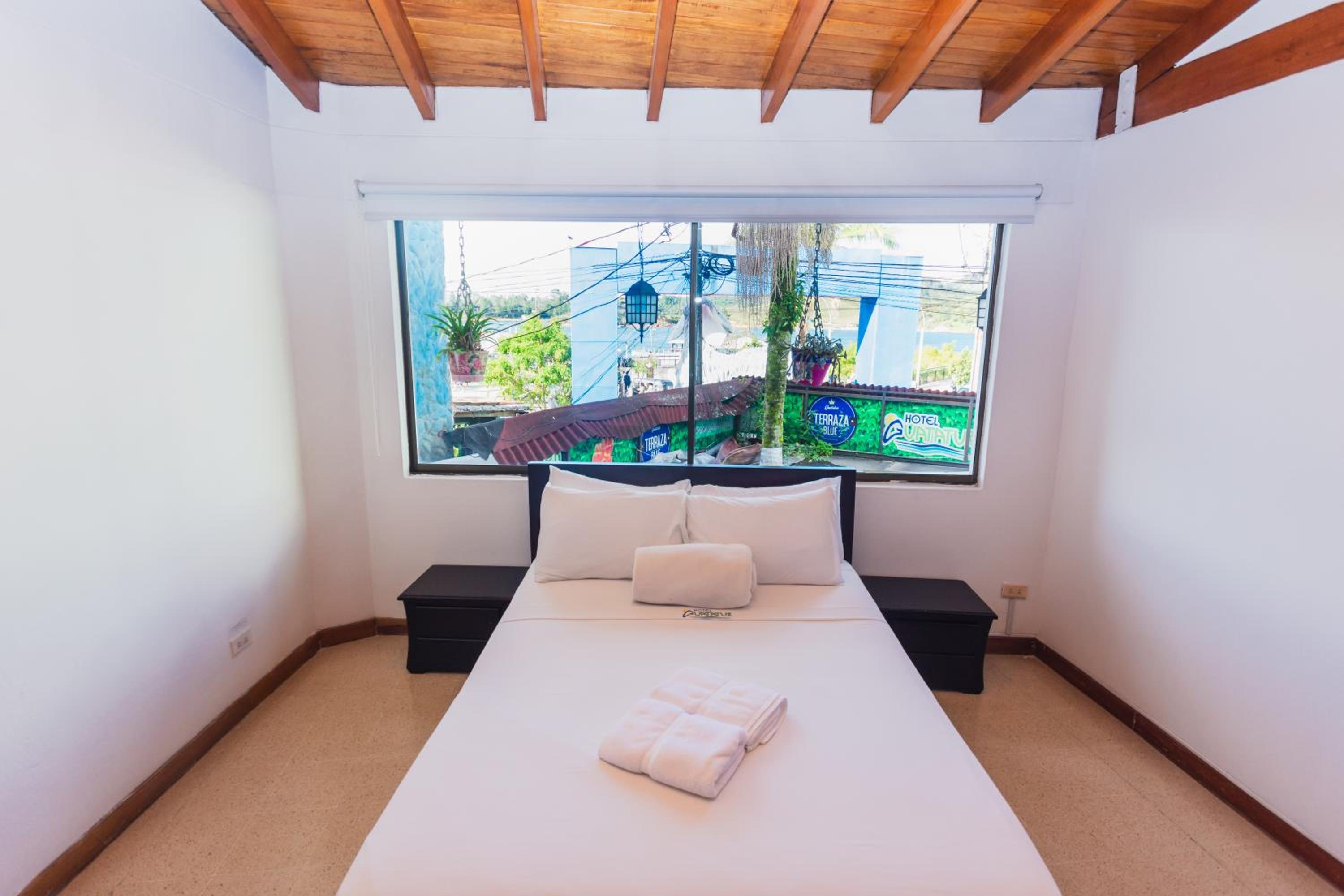 Bed in 6-Bed Mixed Dormitory Room