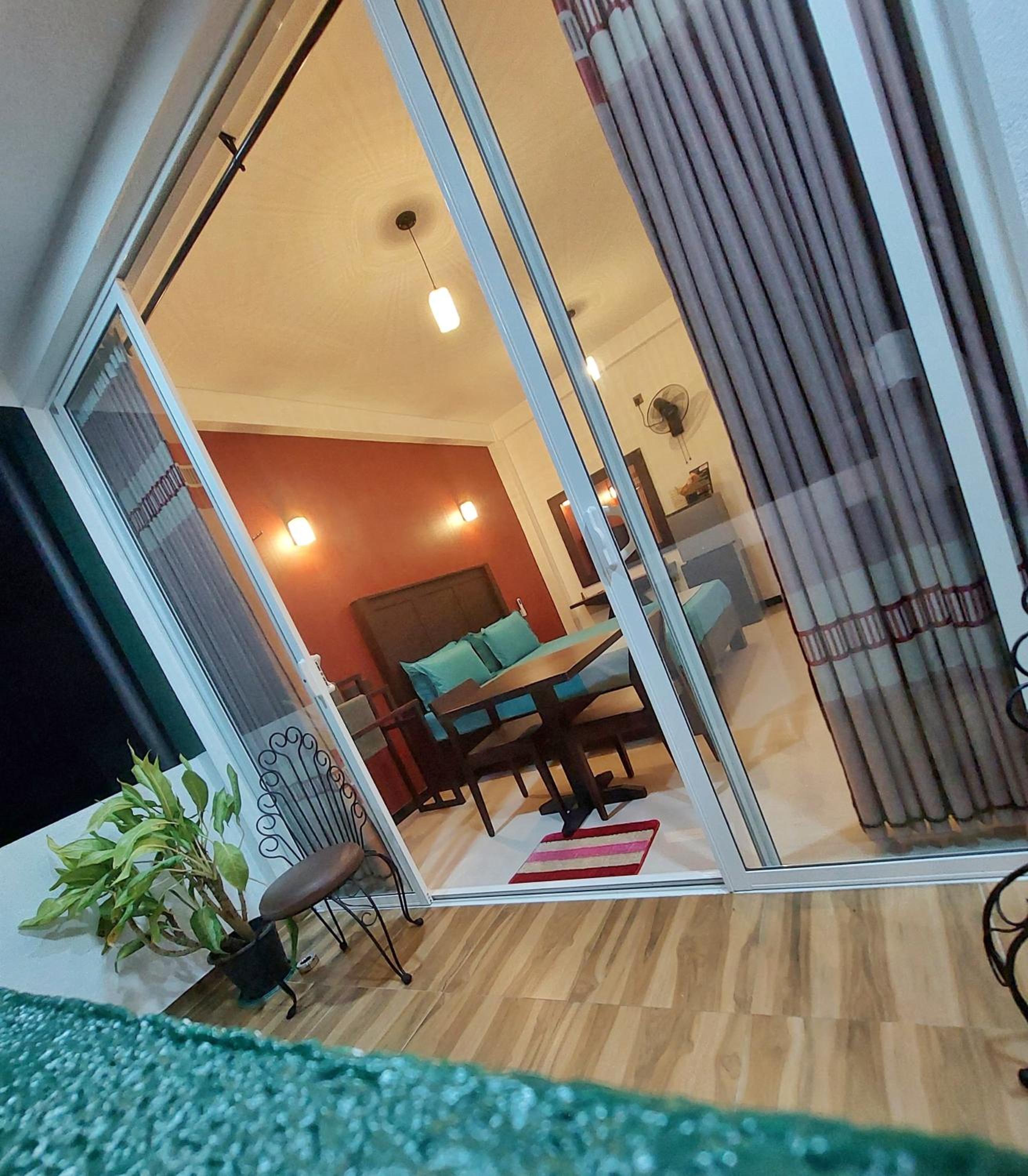 Deluxe Double Room with Balcony photo 1