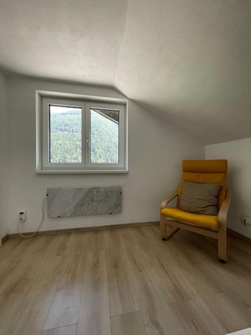 One-Bedroom House photo 1