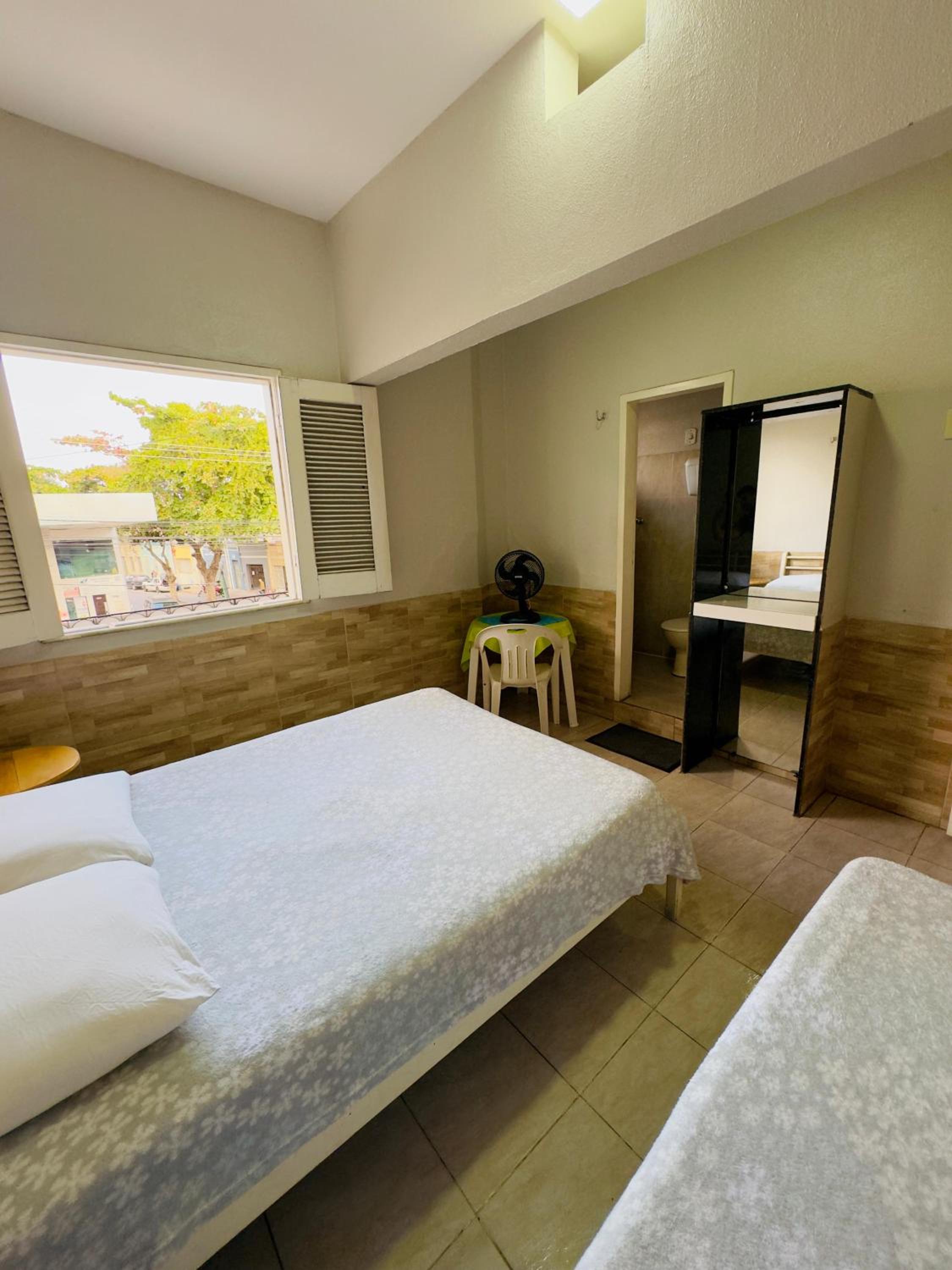 Triple Room with Private Bathroom photo 3
