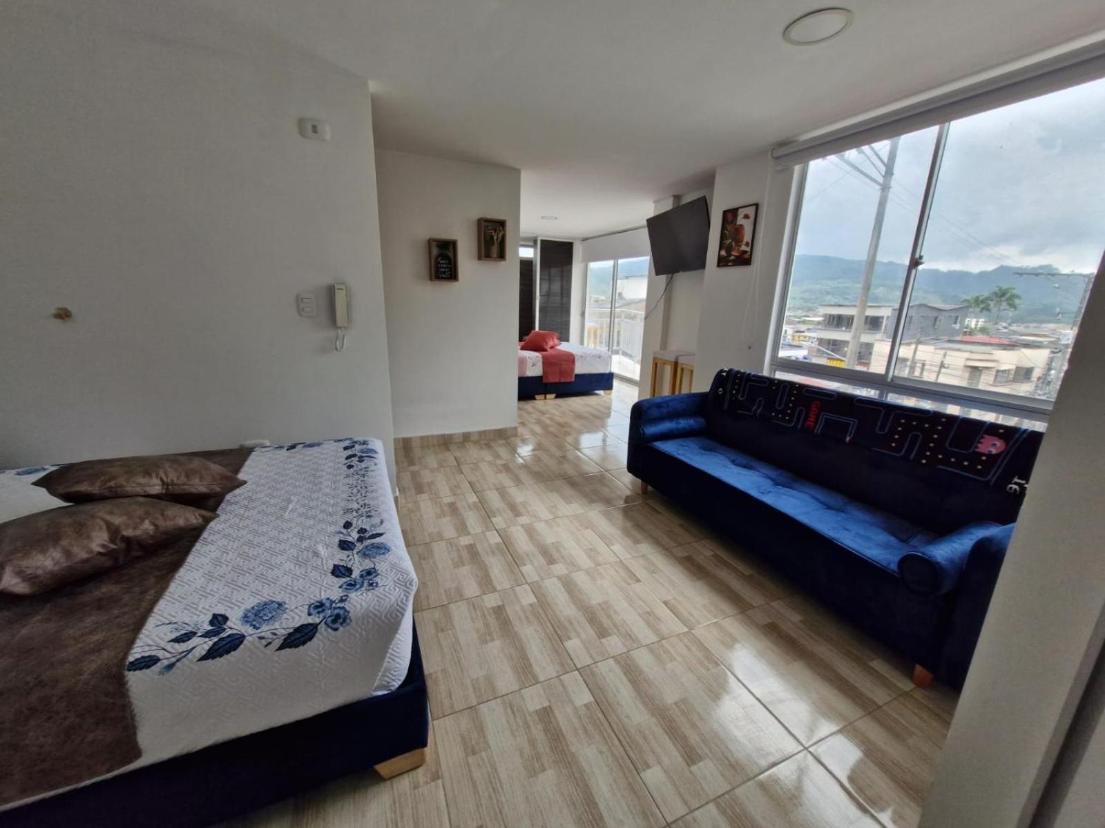 Two-Bedroom Apartment with Balcony photo 2