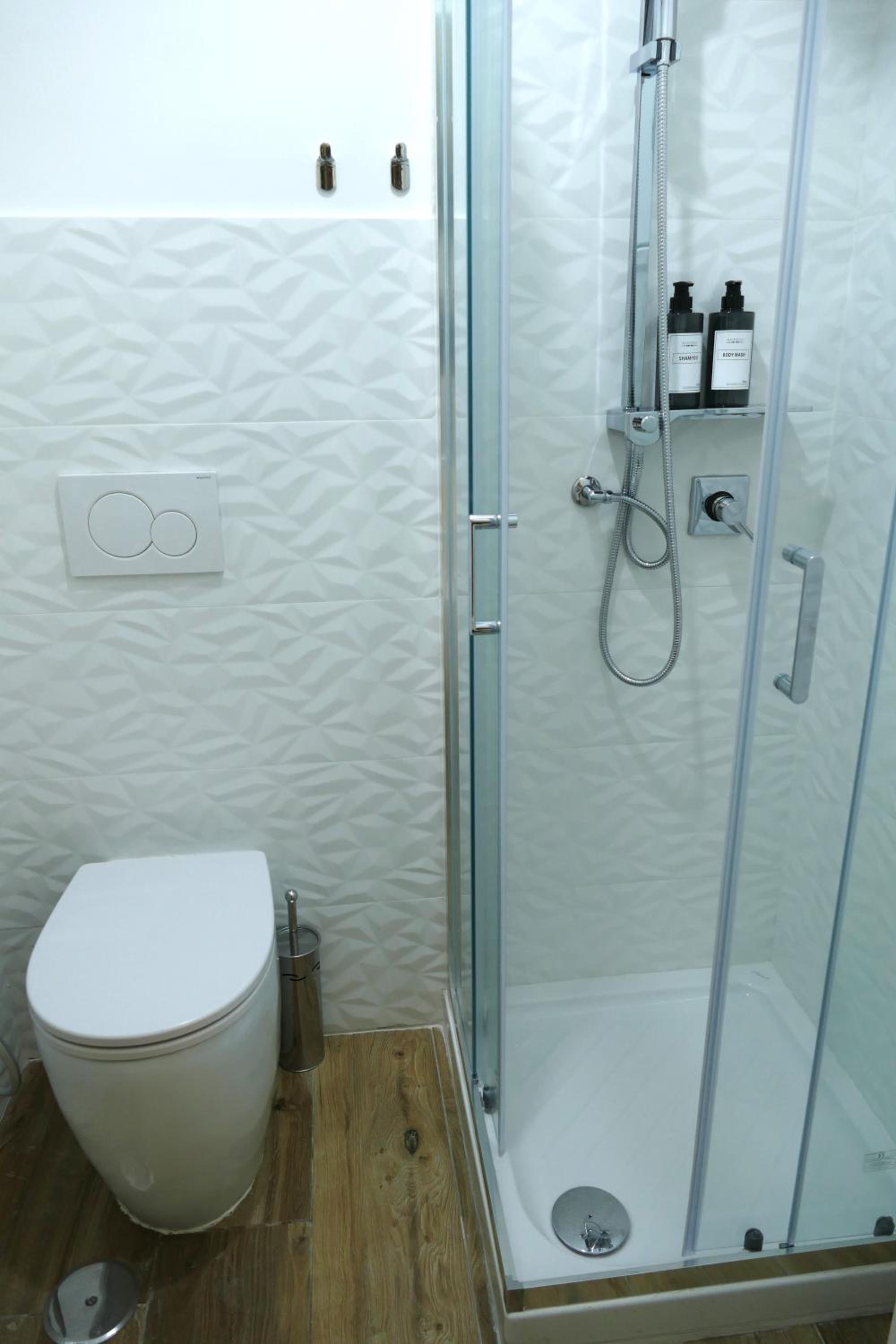 Double Room with Private Bathroom photo 2