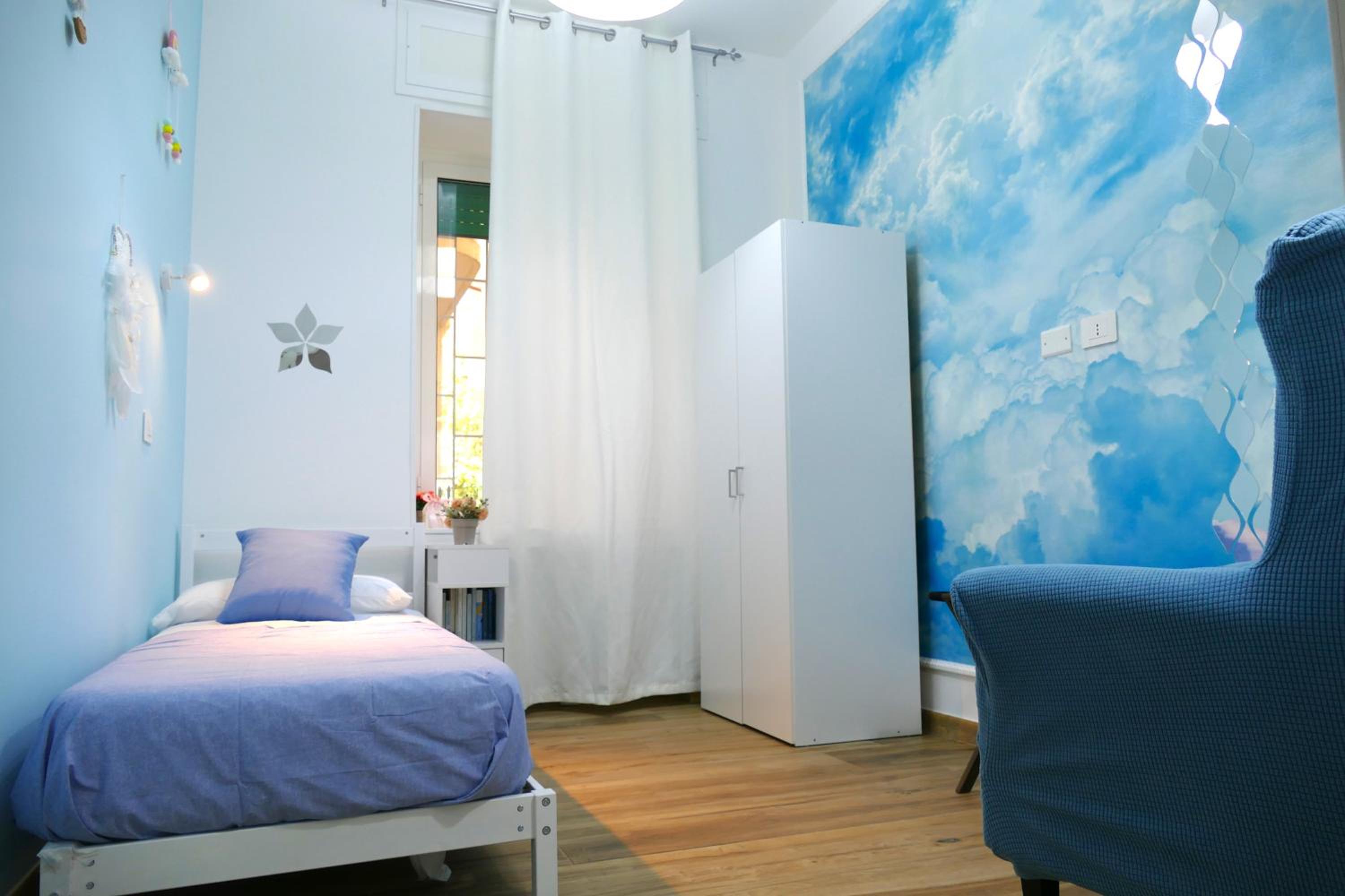 Single Room with Private External Bathroom