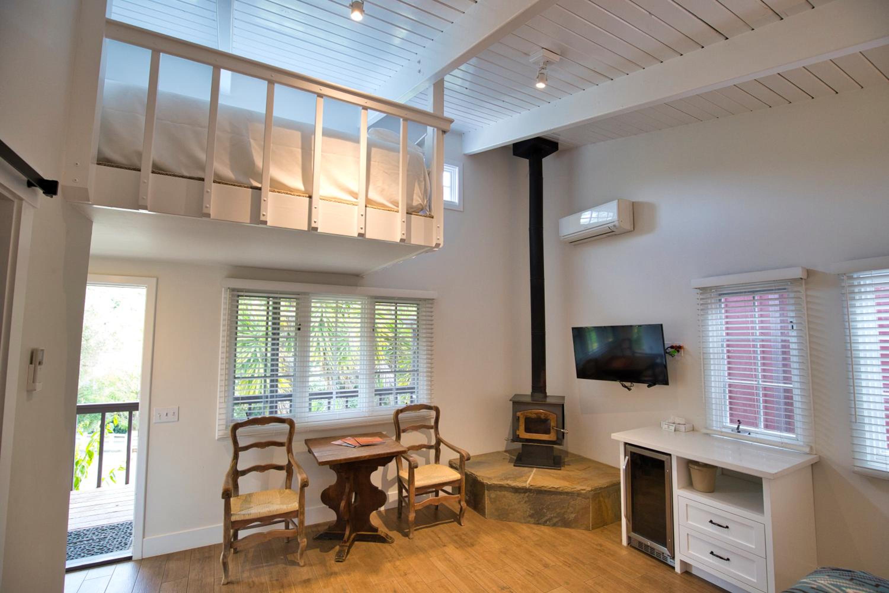 Private Cabin with Loft photo 2