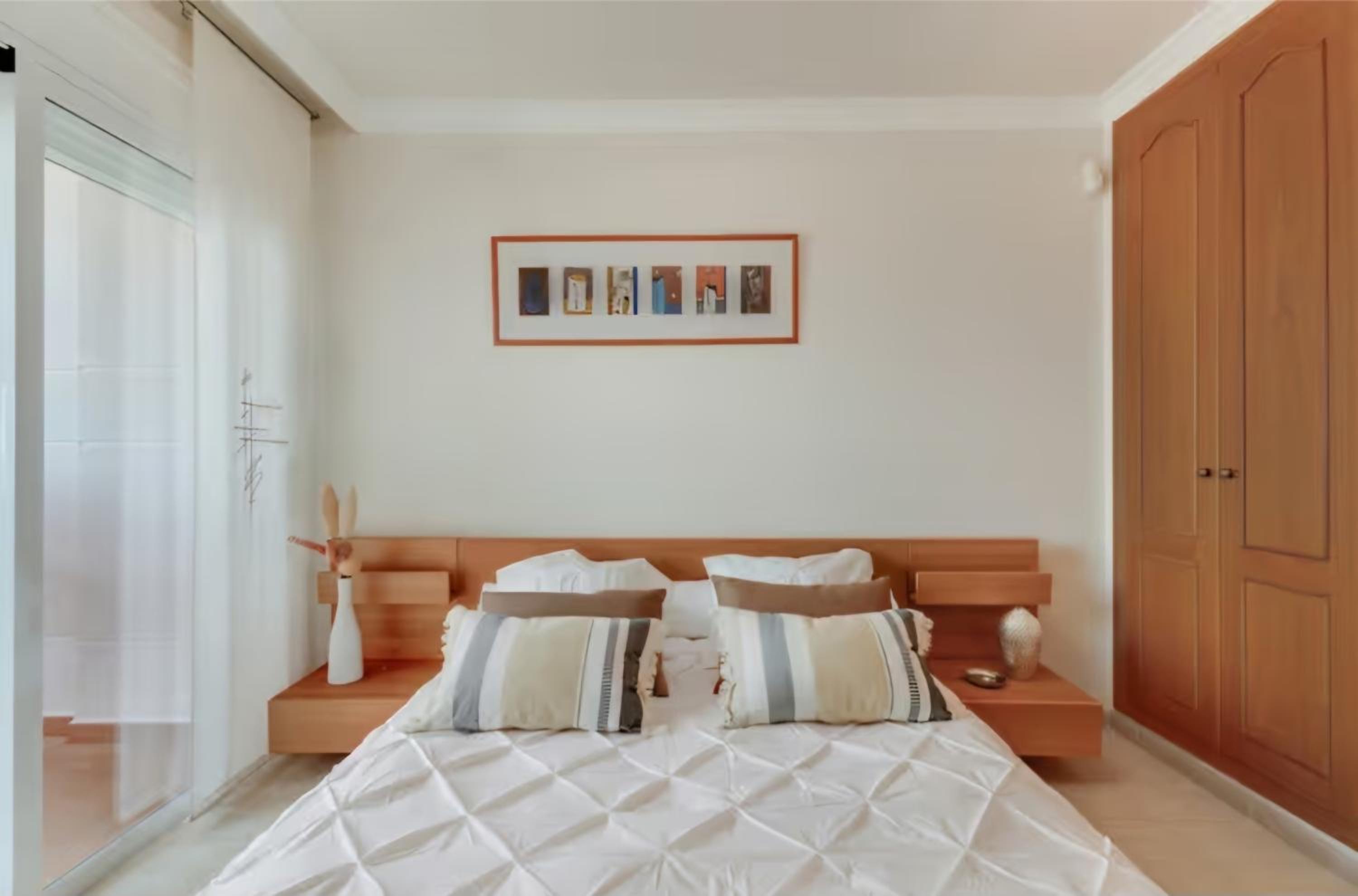 Apartment - Photo 1