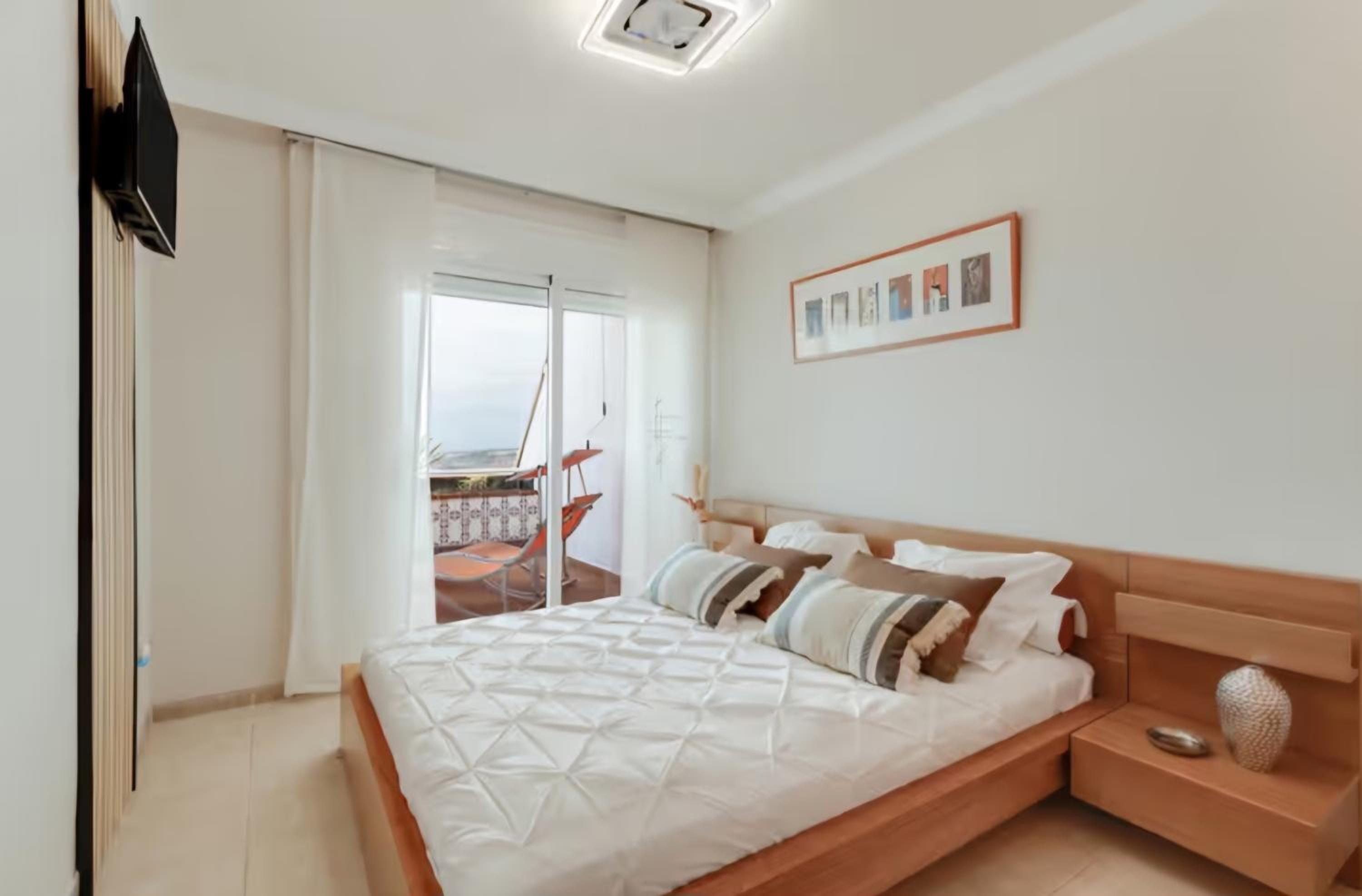 Apartment - Photo 24