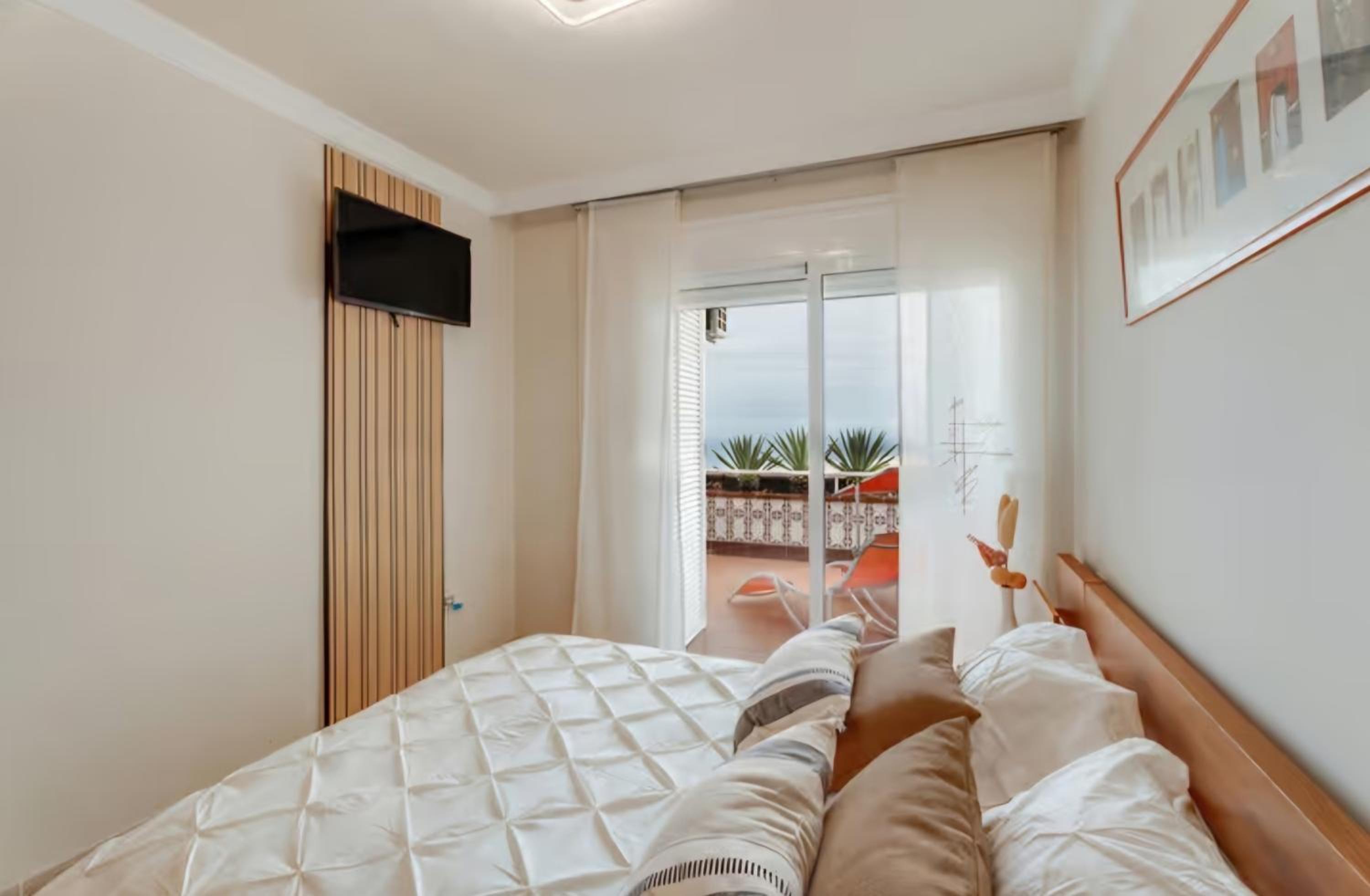 Apartment - Photo 25