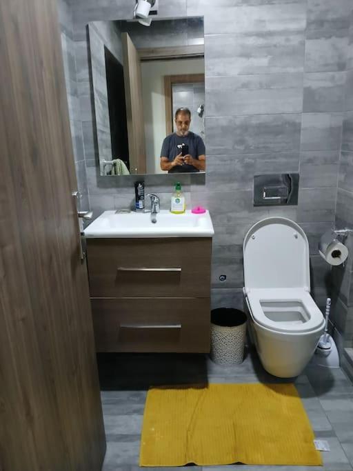 Two-Bedroom Apartment - Photo 6