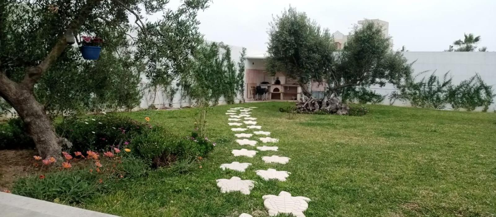Villa photo 3