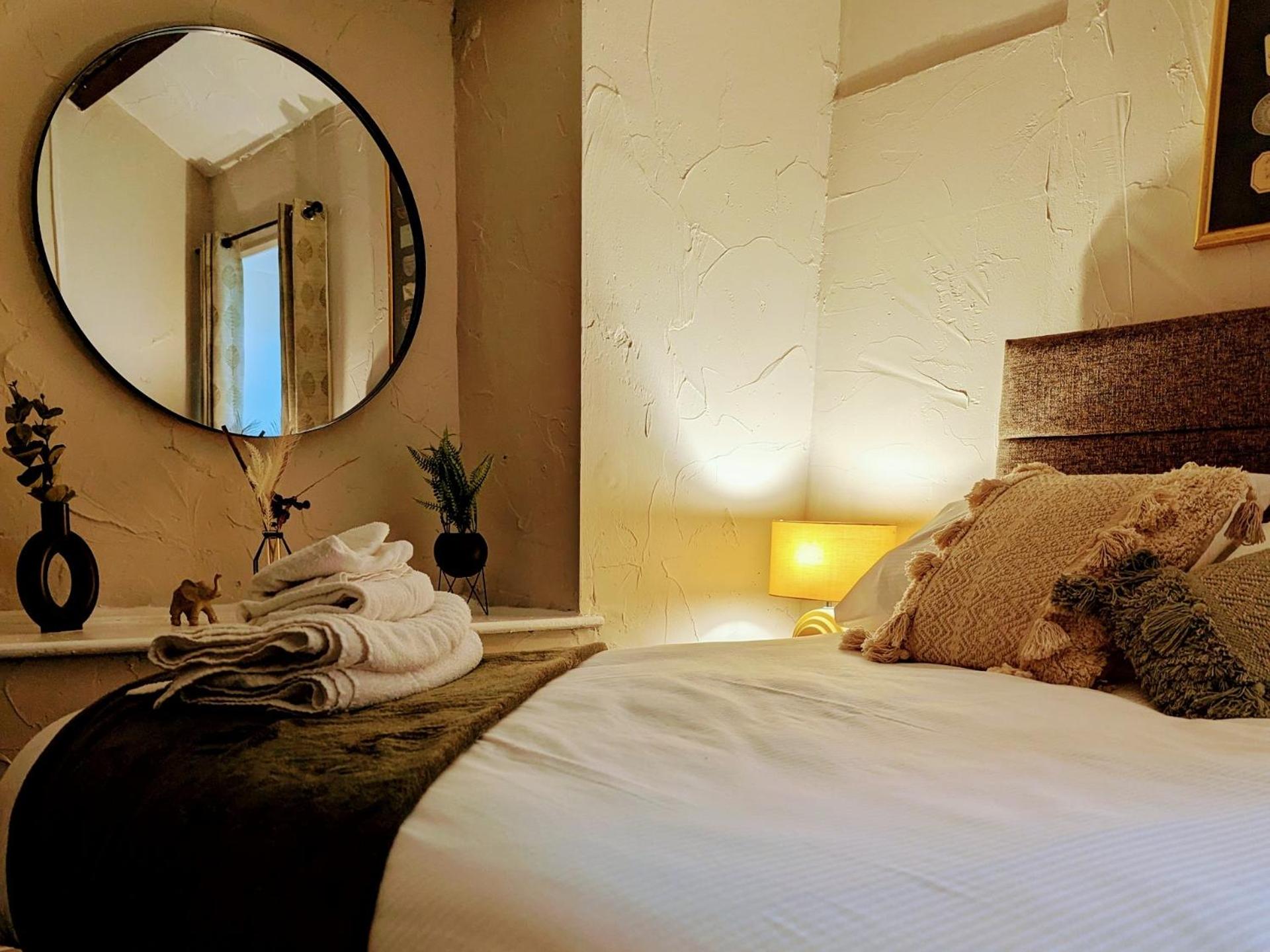Double Room with Private Bathroom - Photo 1