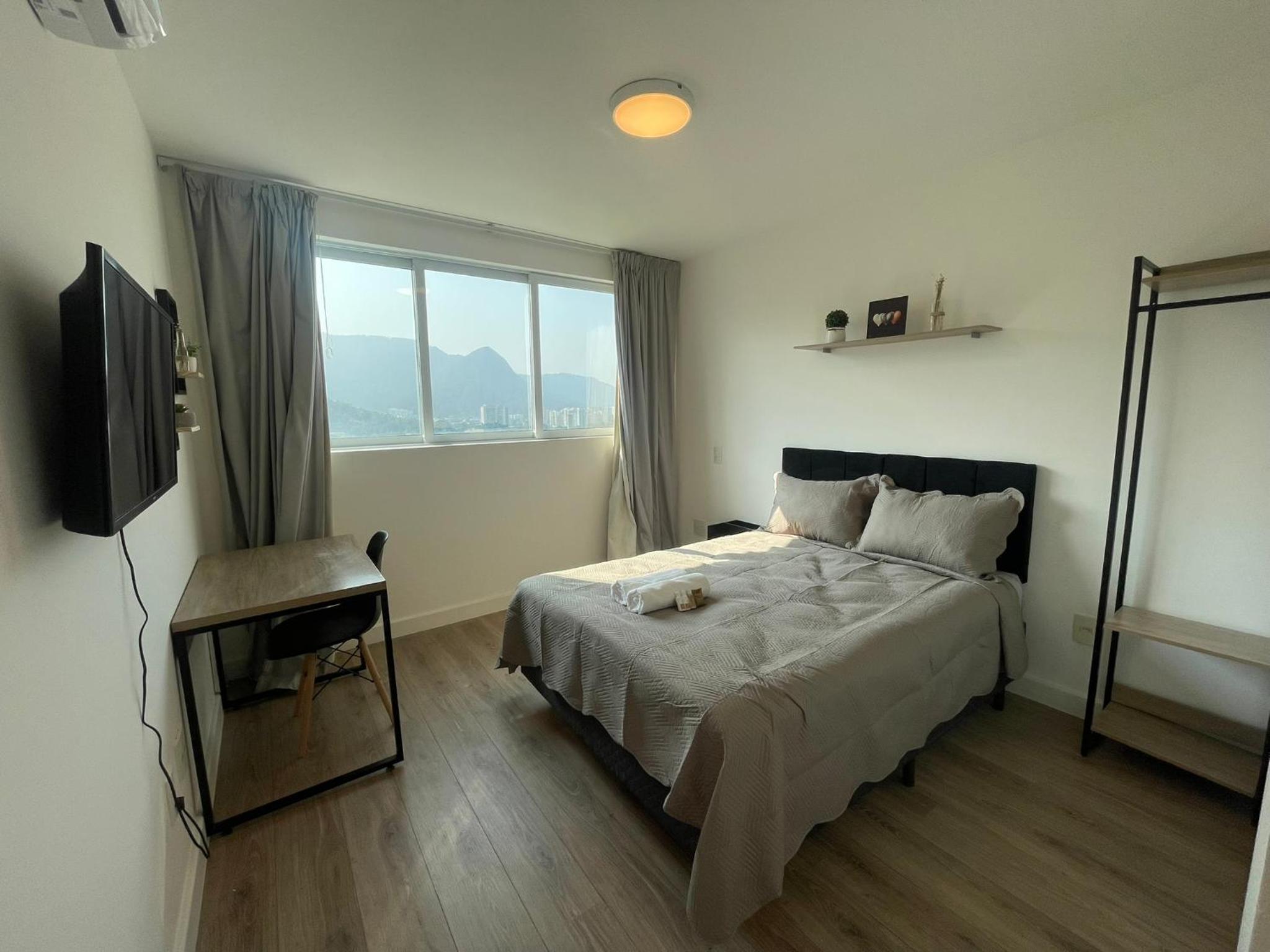 Suite with Mountain View