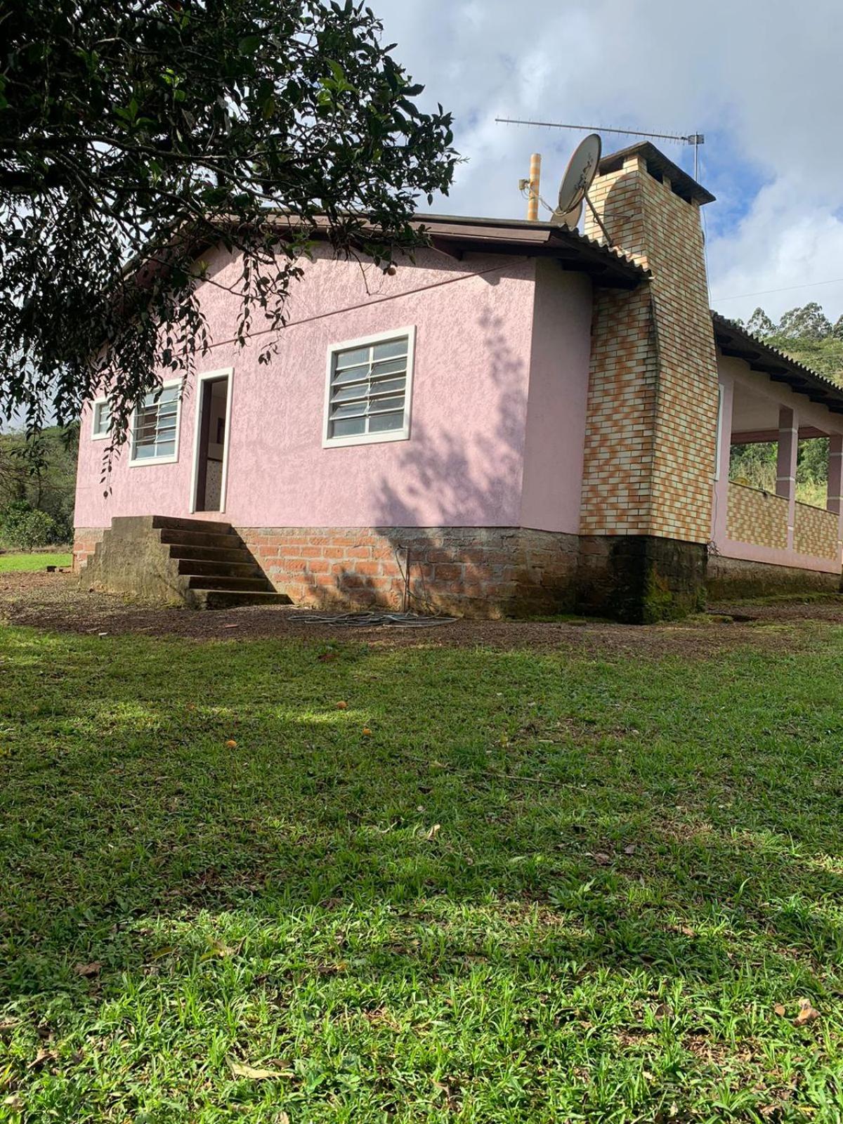 Two-Bedroom House photo 2
