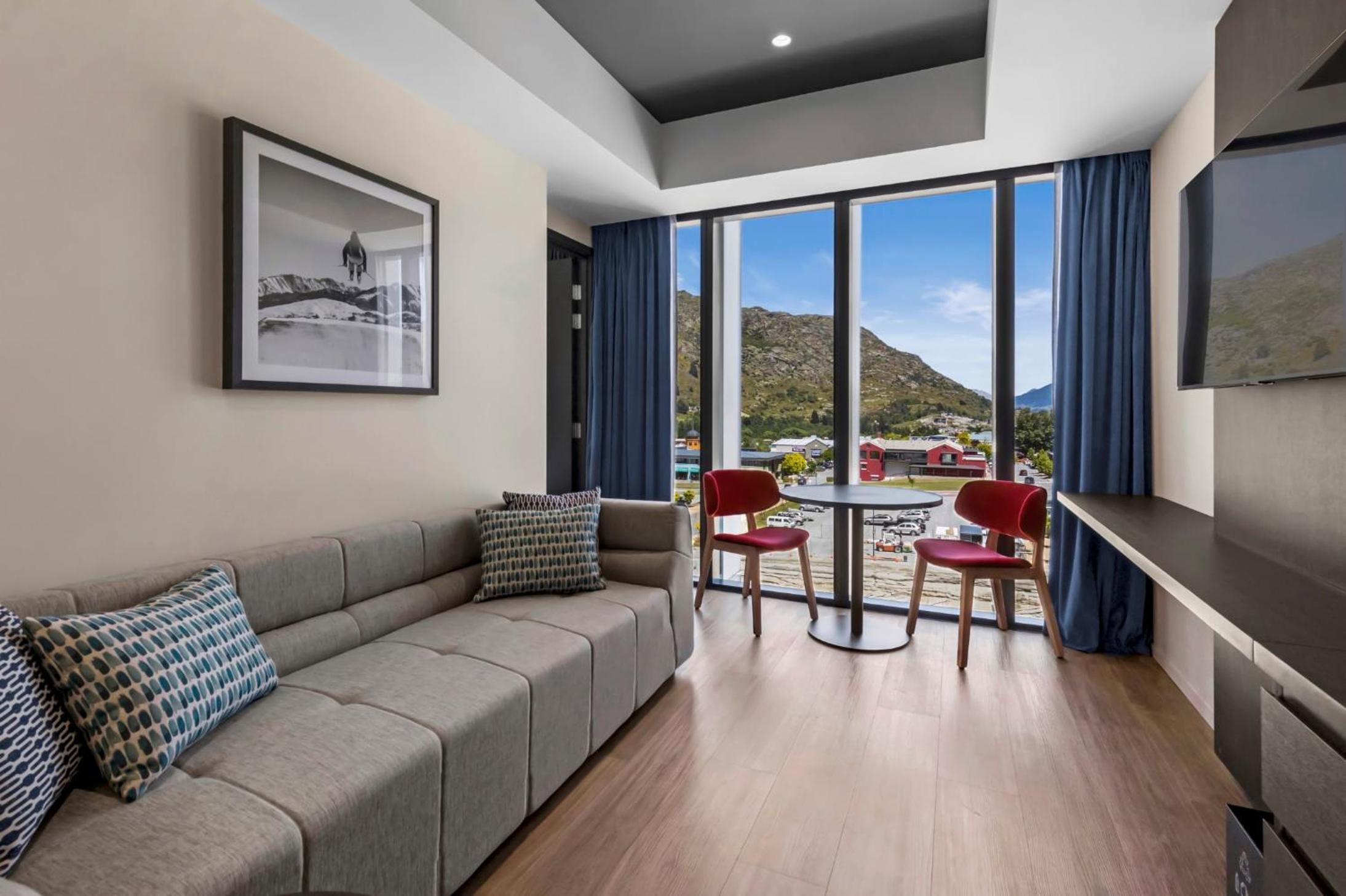 California King Suite with Mountain View - Photo 2