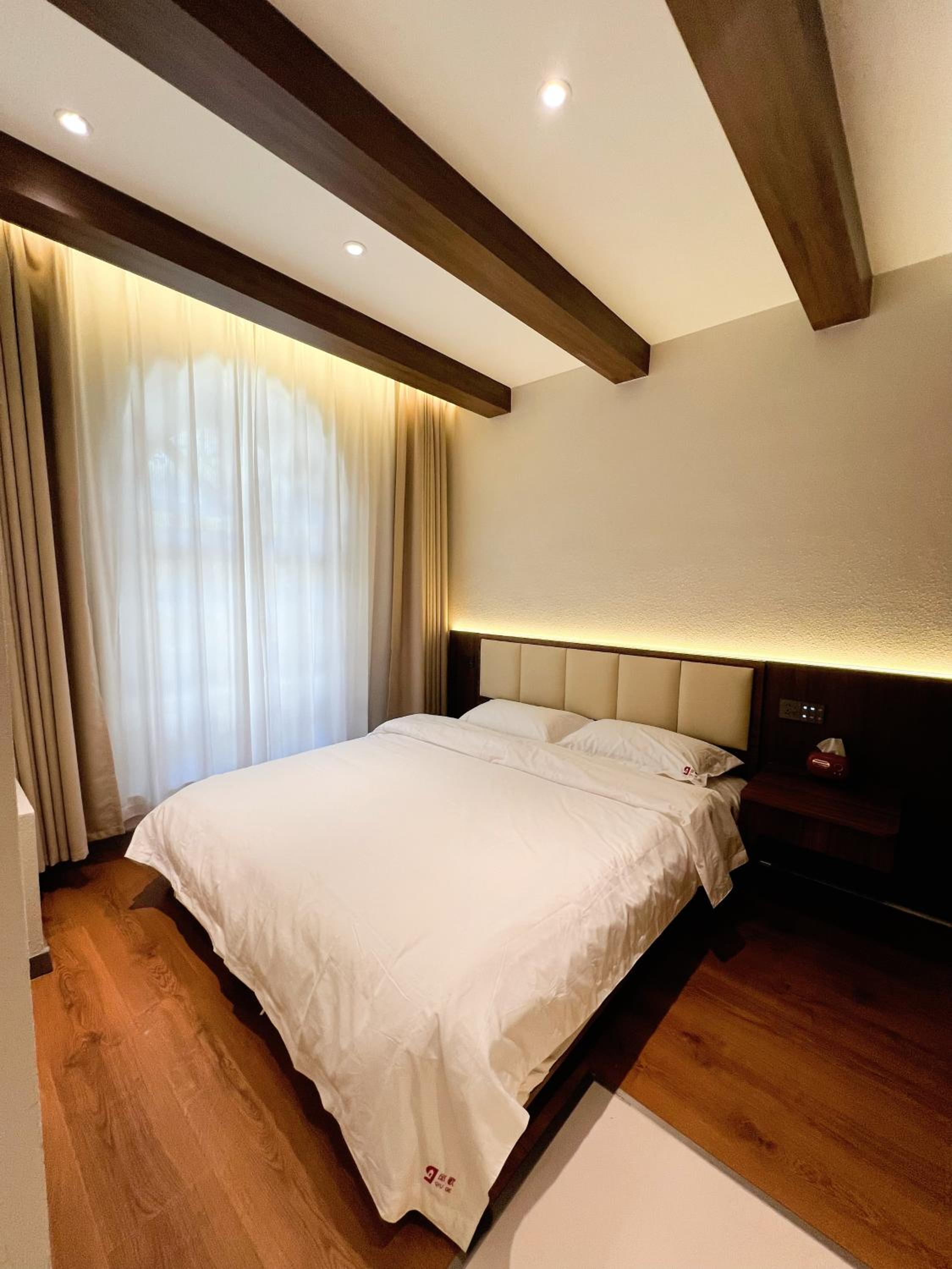 Comfort Triple Room with Shower photo 1