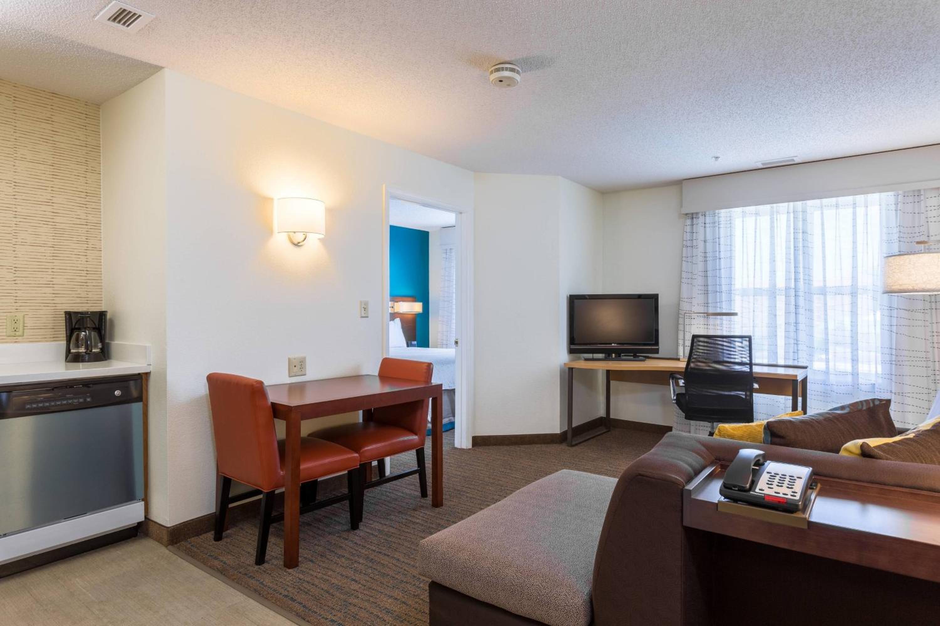 One-Bedroom Queen Suite with Sofa Bed - Photo 1