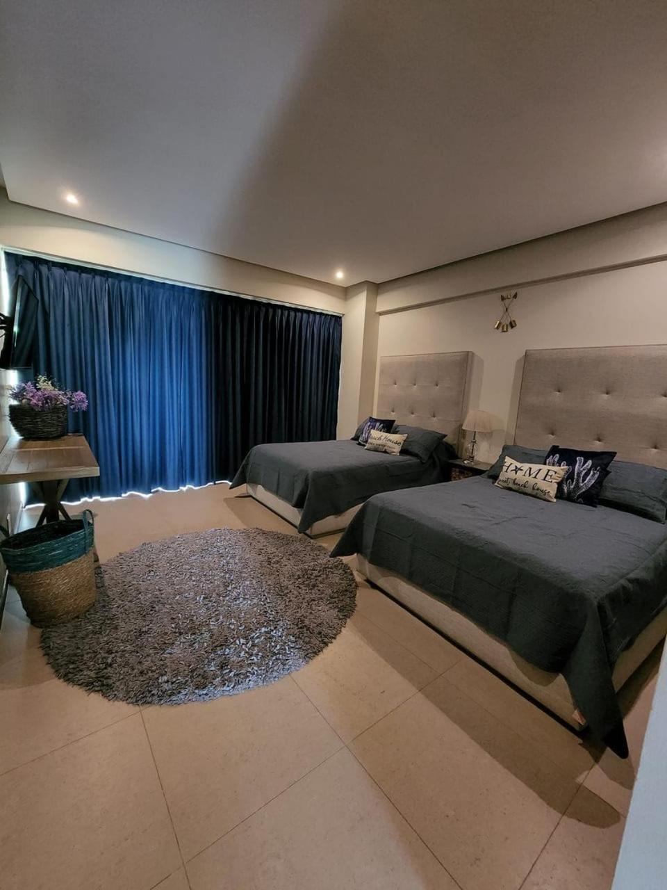 Three-Bedroom Apartment photo 1