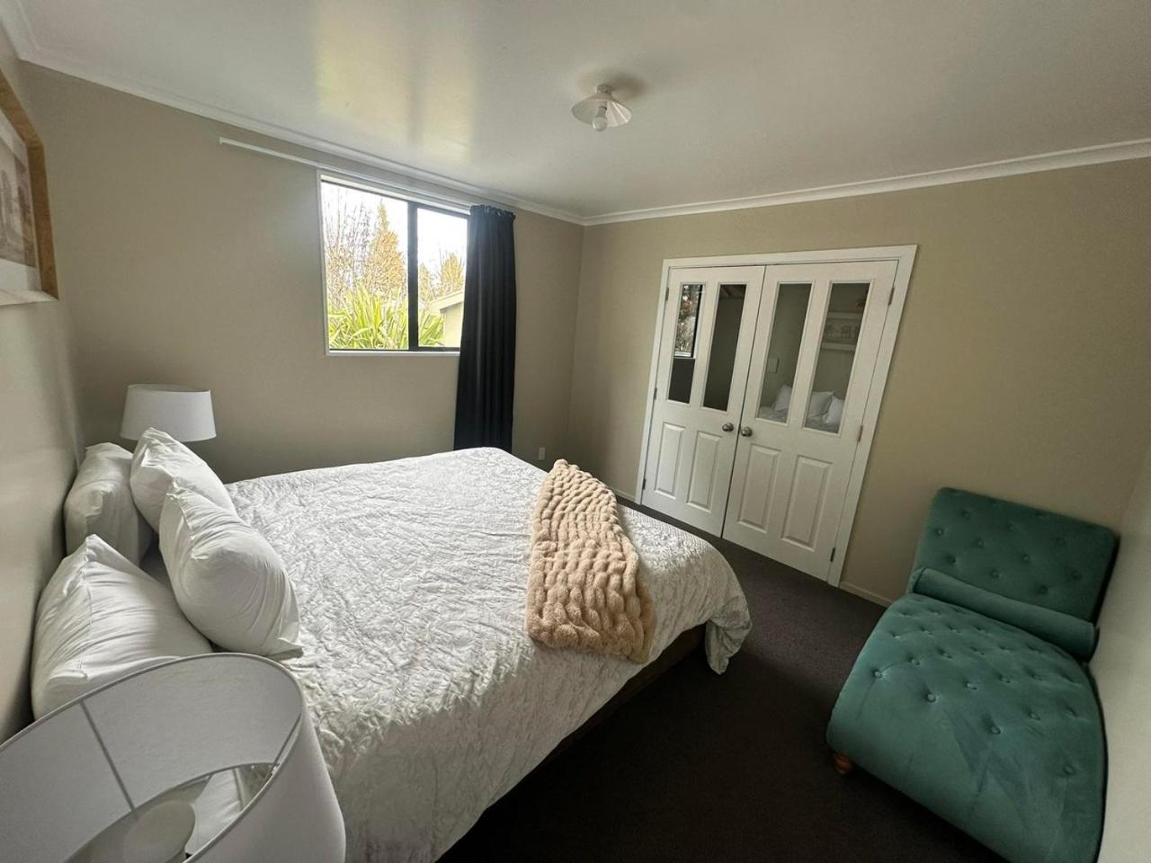 Two-Bedroom House - Photo 1