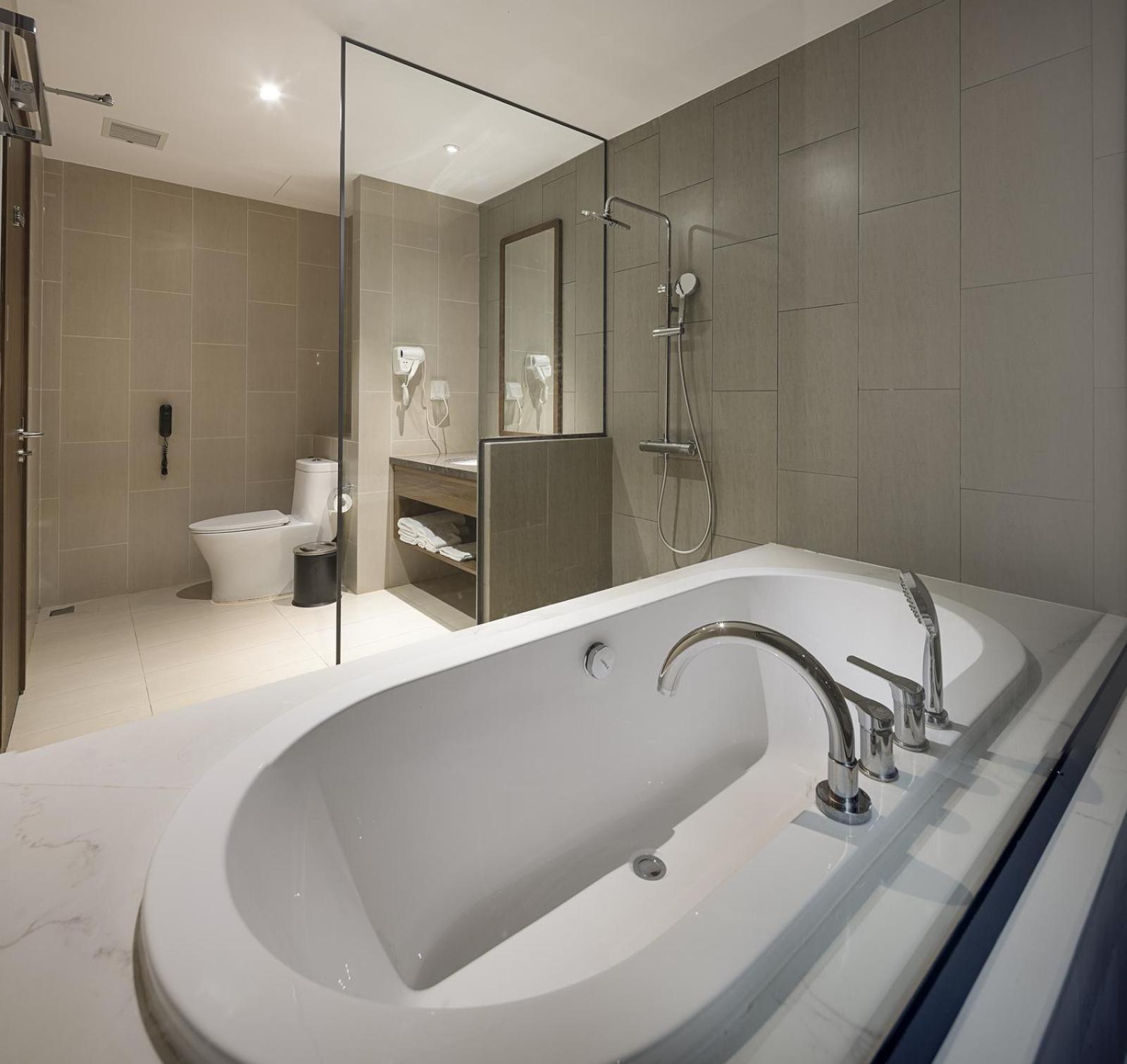 Premier Deluxe Twin Ocean View photo 2