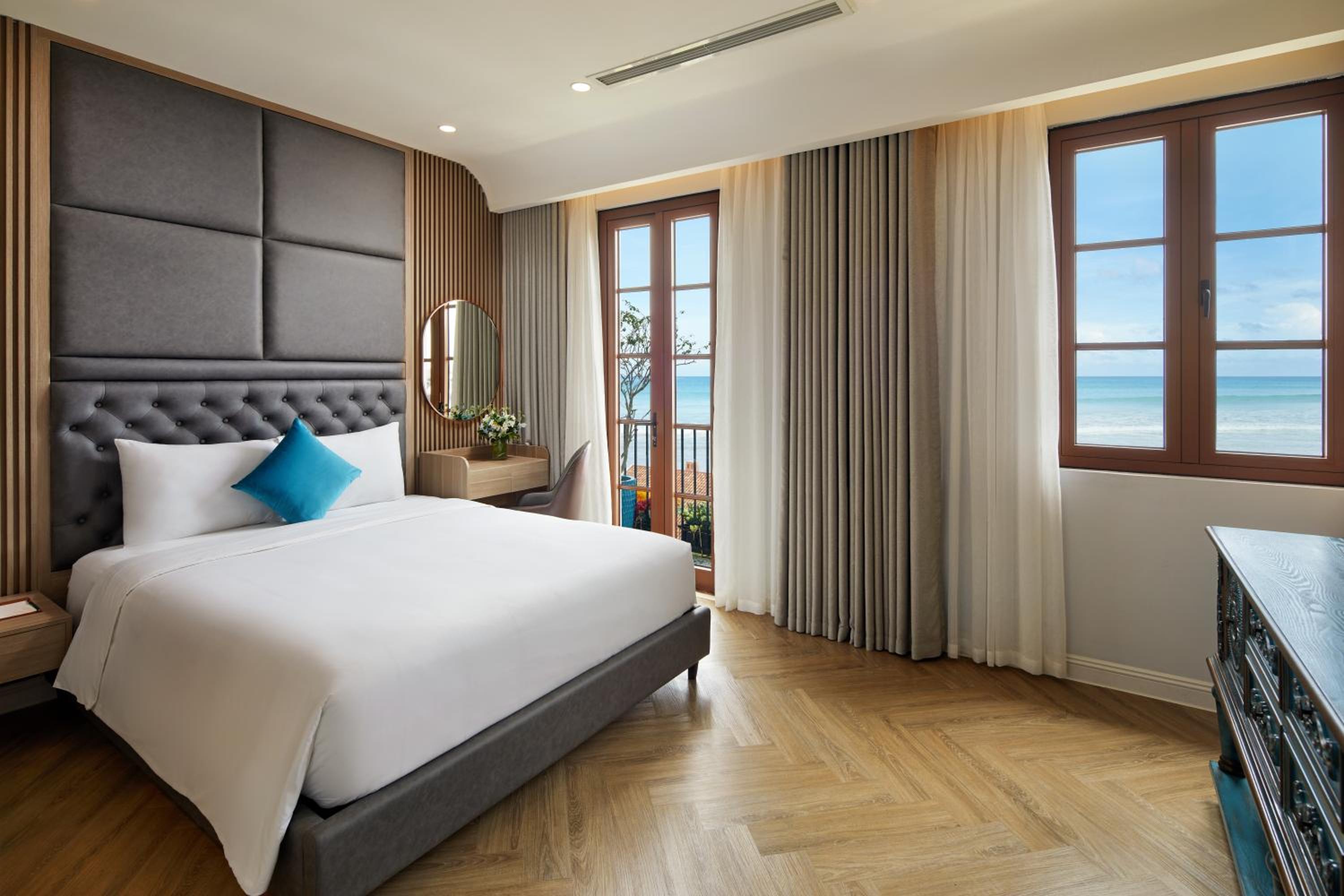 Signa, Ocean View, 1 Bedroom with Bathtub