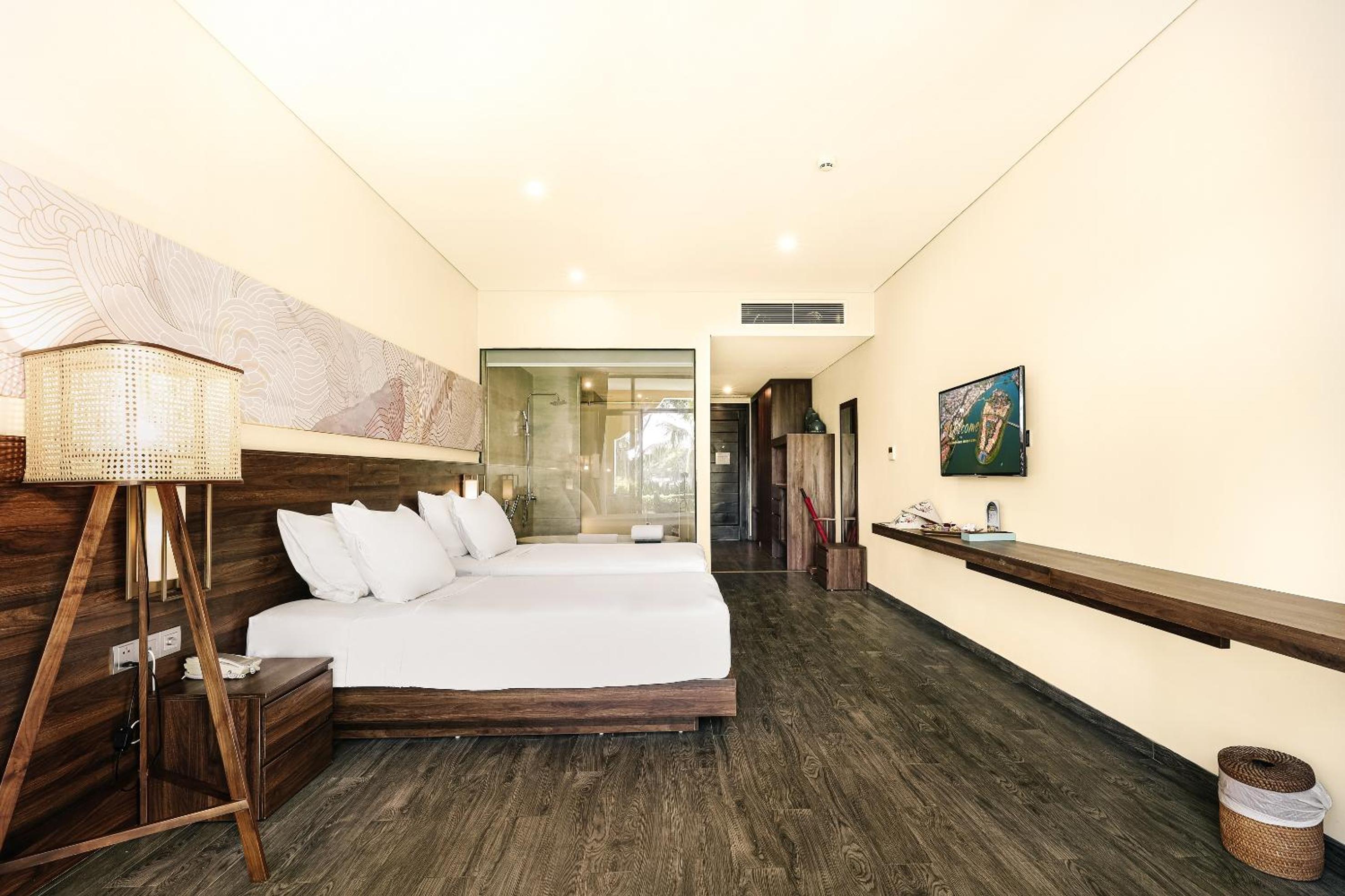 Premier Twin Room with River View - Photo 2