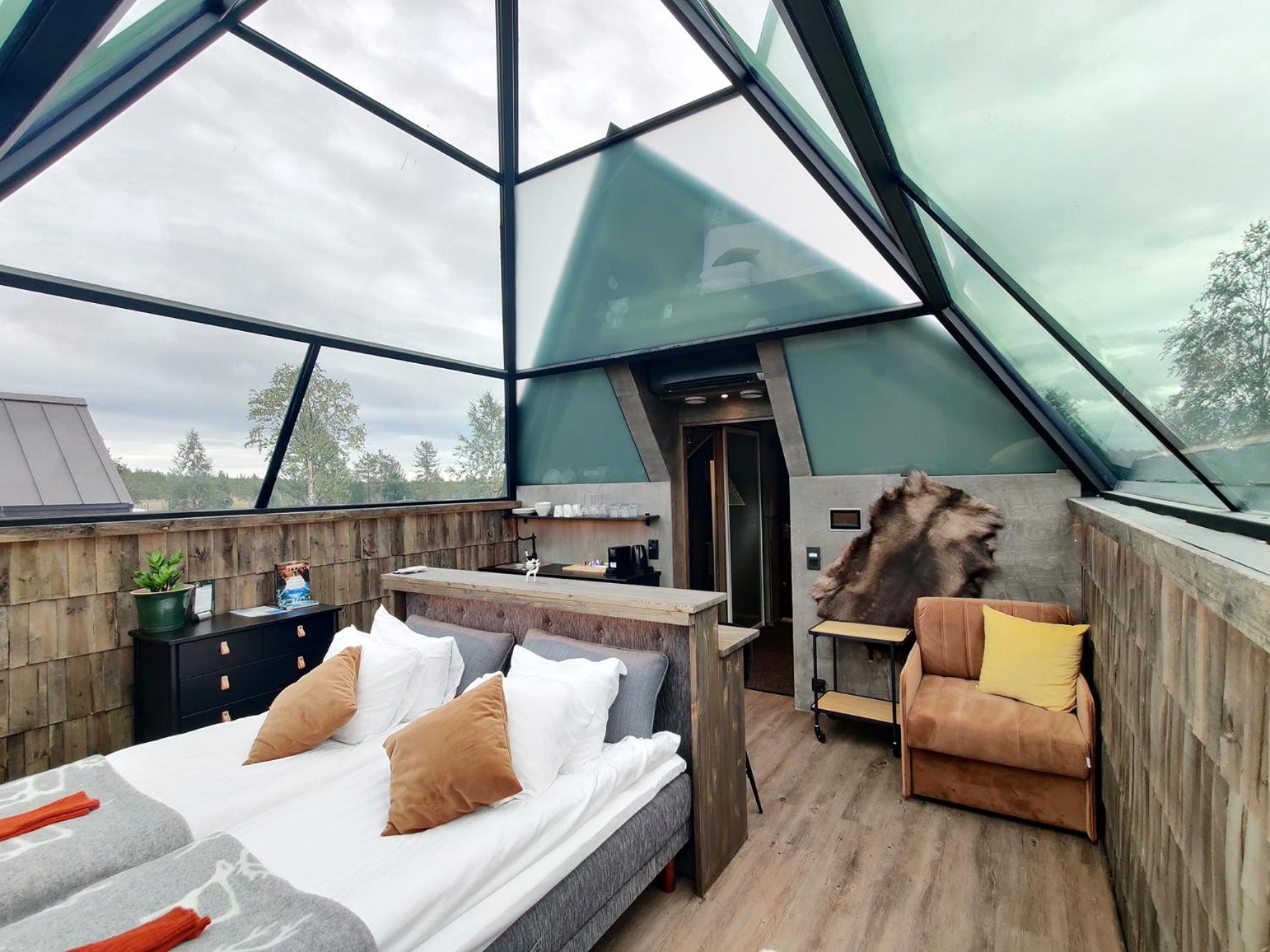 Deluxe Double or Twin Room - Photo 15