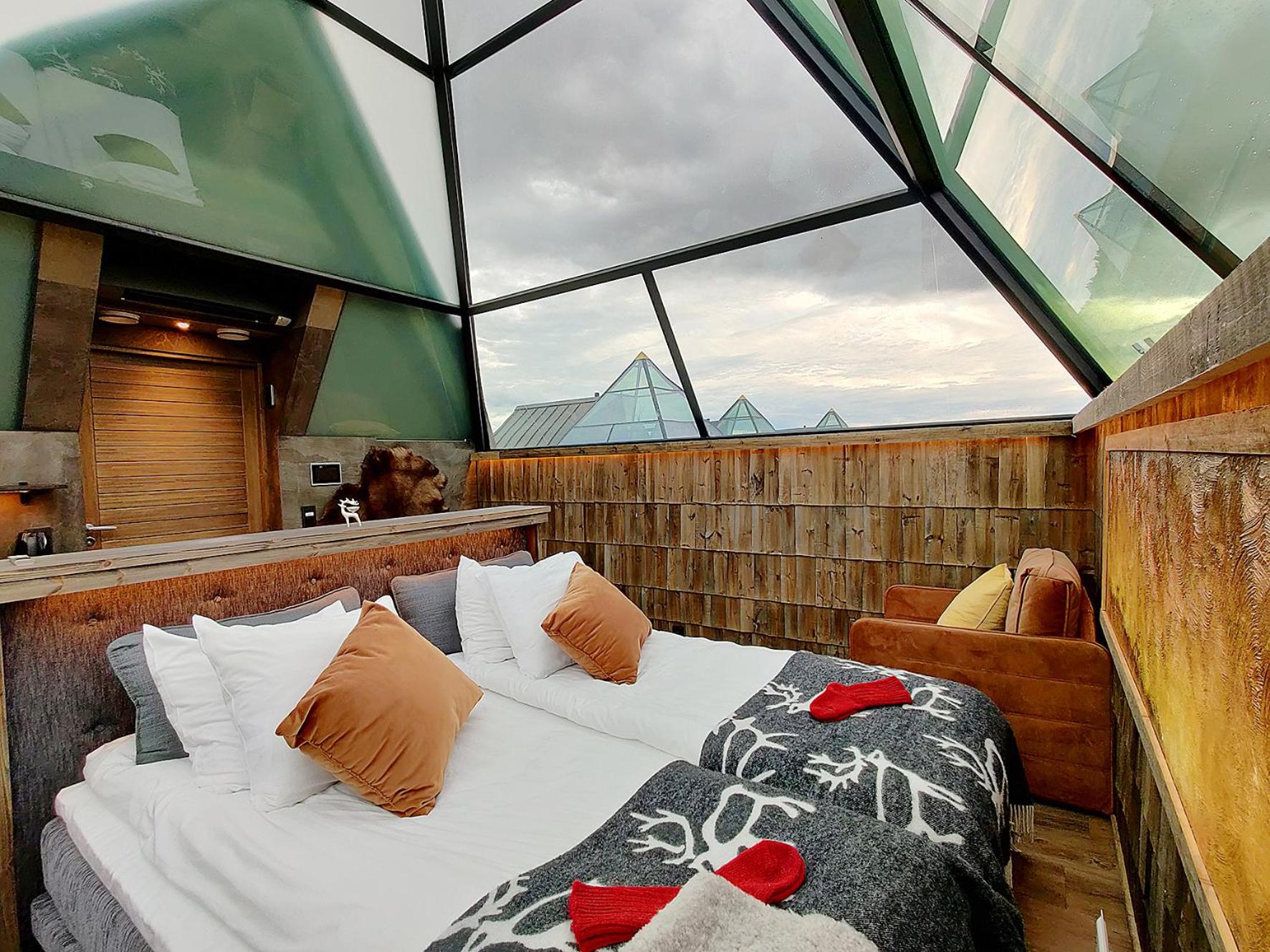 Deluxe Double or Twin Room - Photo 16