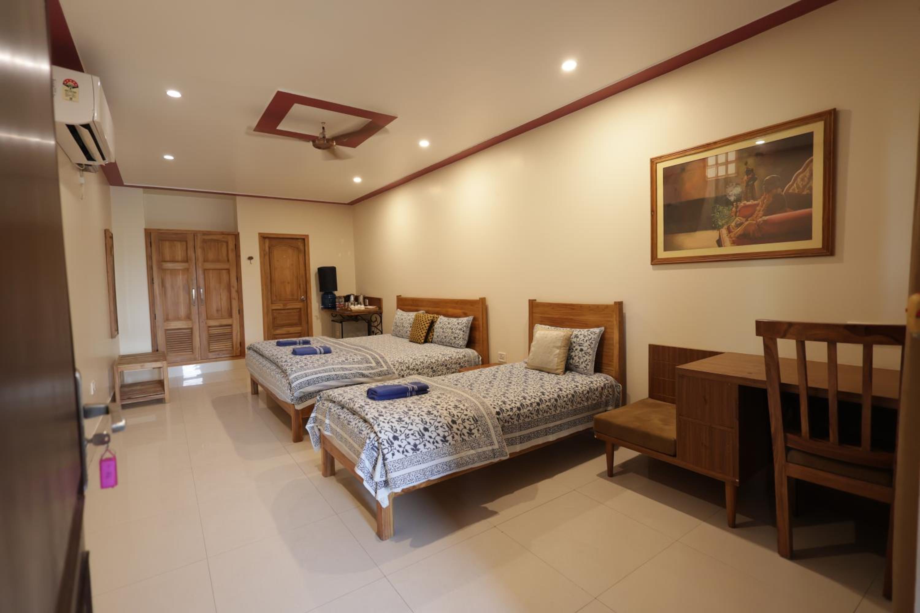 Superior Triple Room