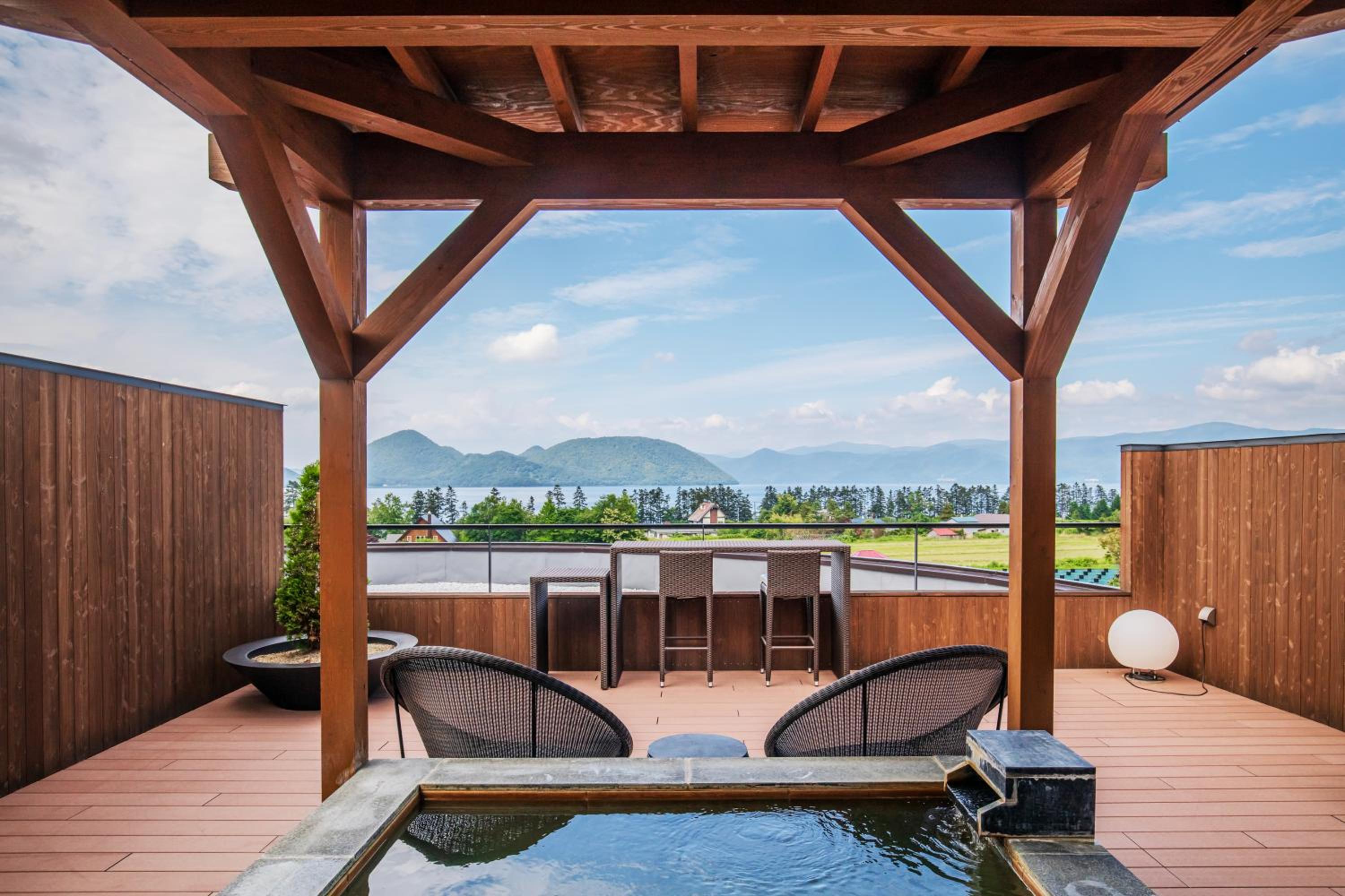 Room with Tatami Area & Onsen Open Air Bath-Lake View-West Wing - Non-Smoking- Premium French Dinner & Buffet Breakfast - Photo 14