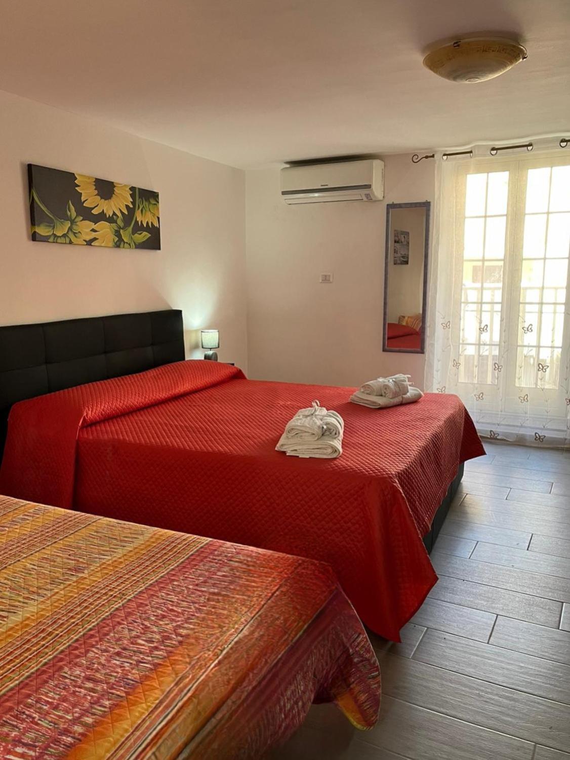 Triple Room with Private Bathroom