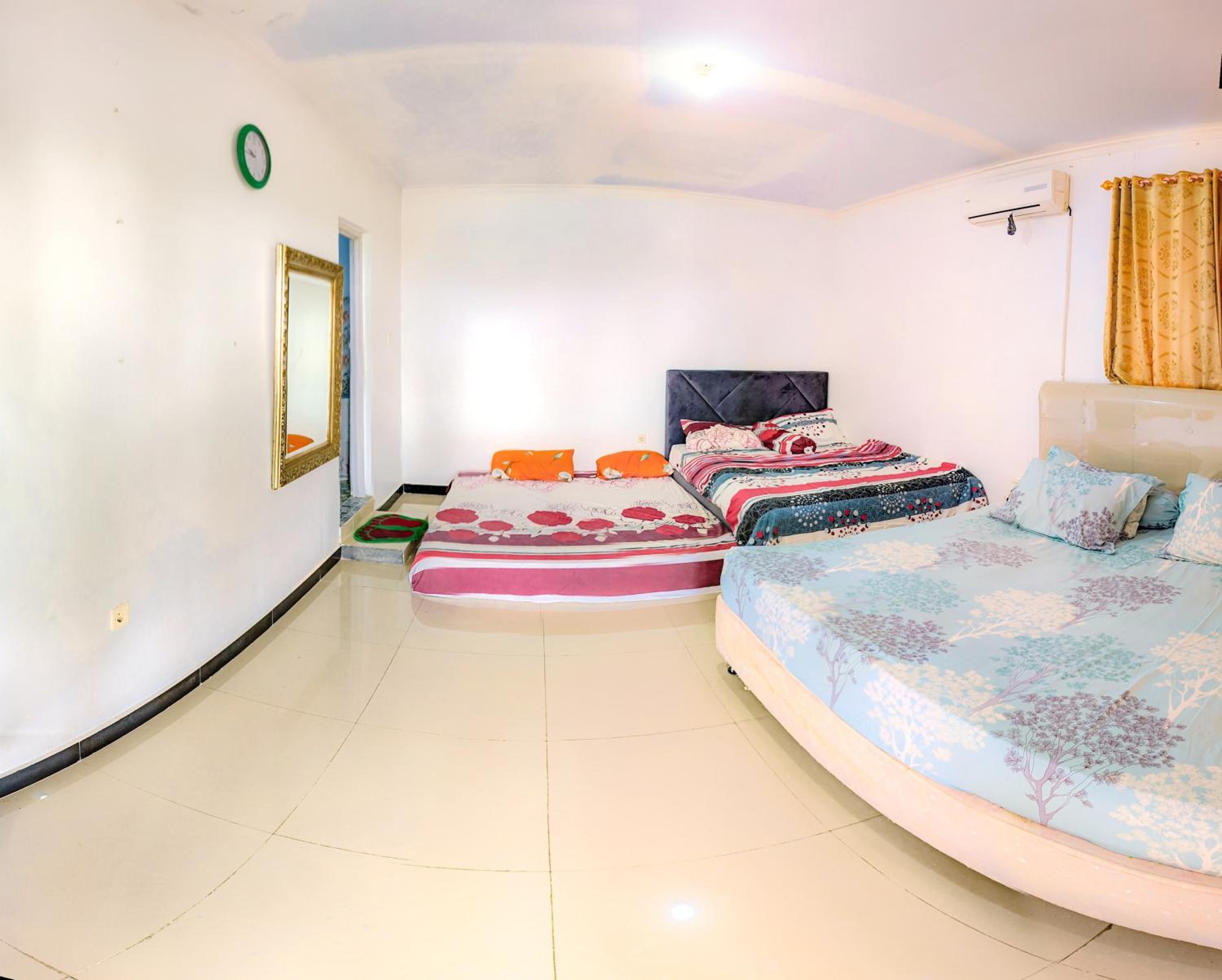 Villa photo 1