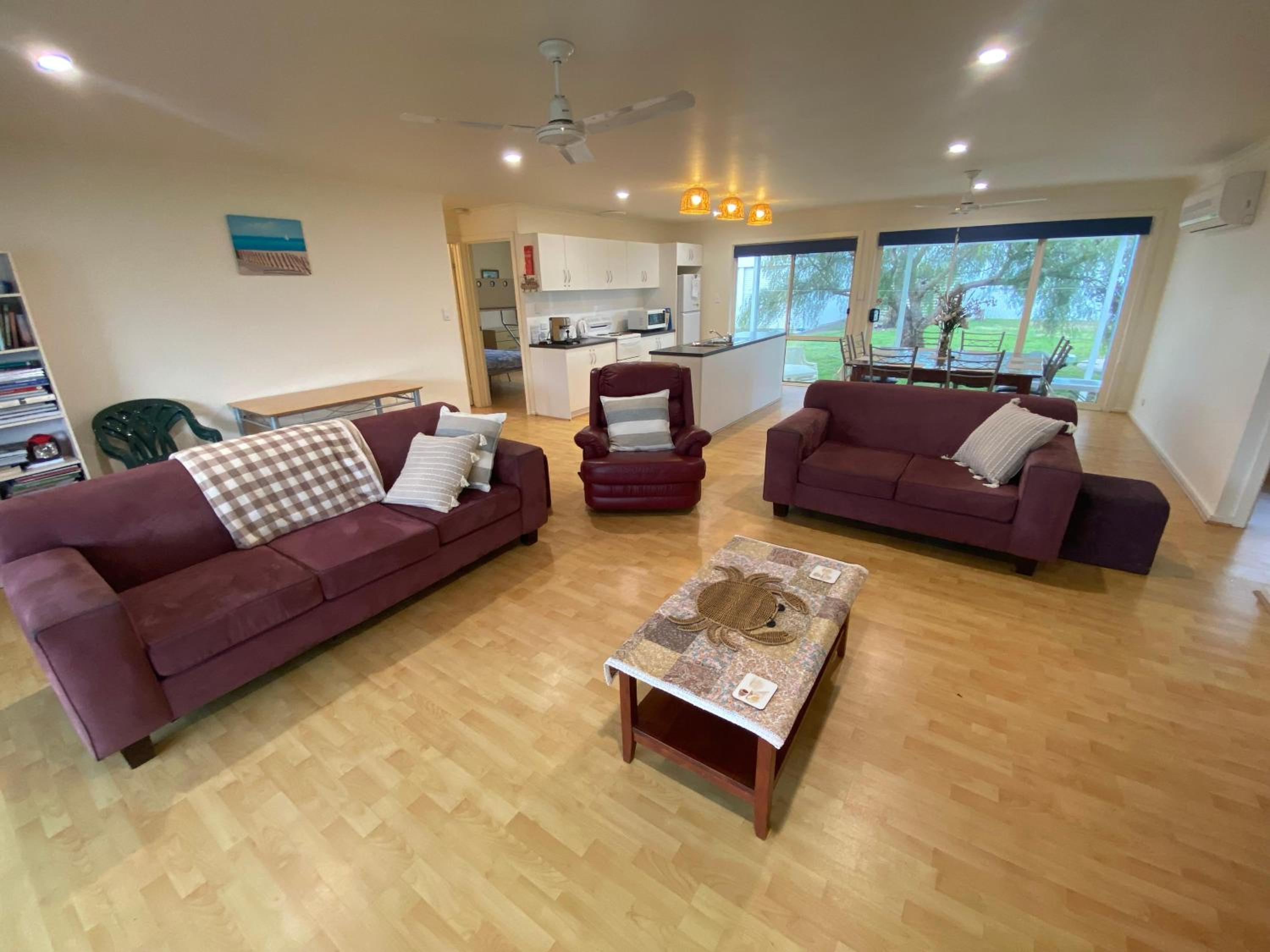 Three-Bedroom Holiday Home  photo 1