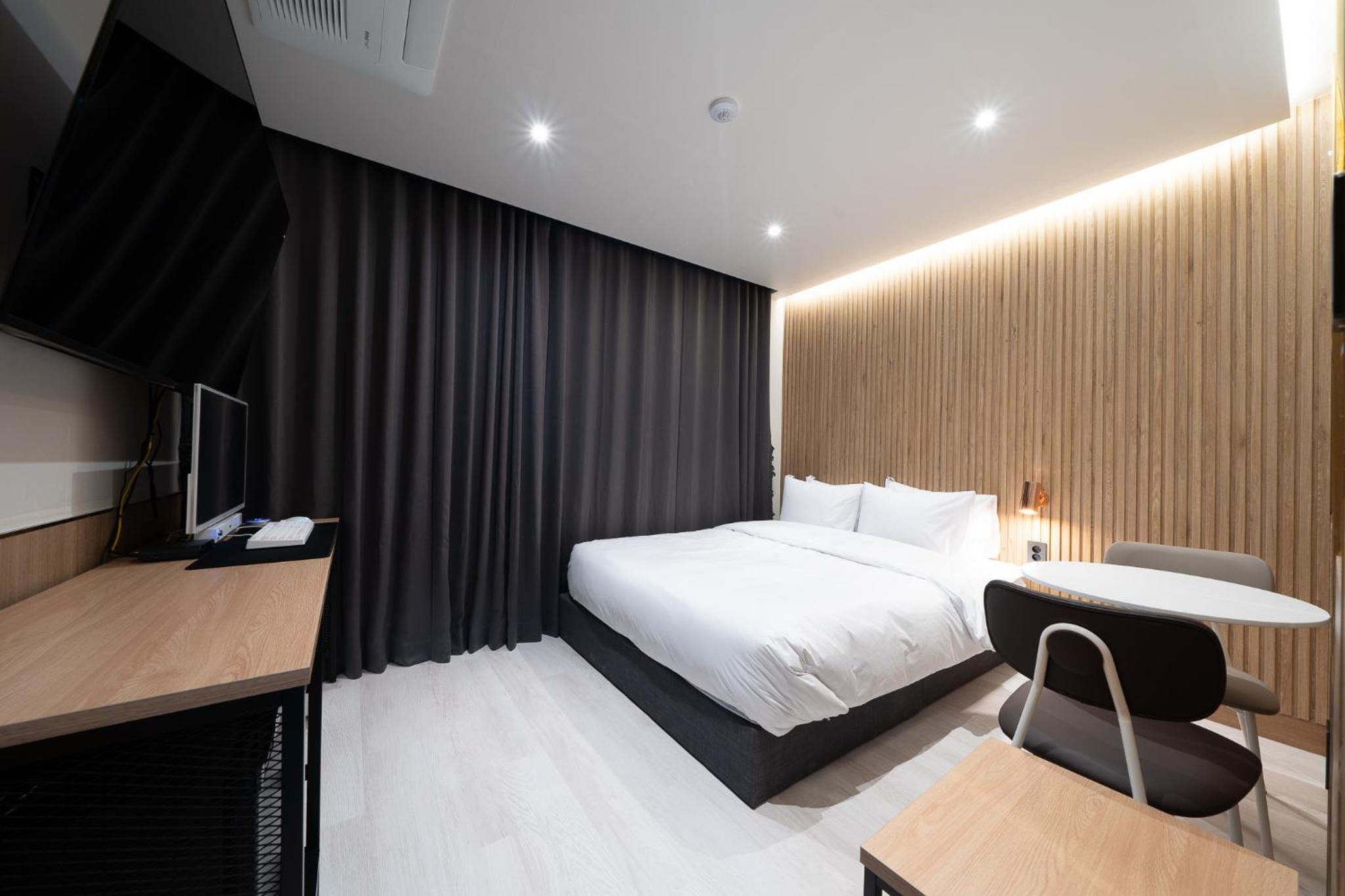 Deluxe Suite - Photo 4