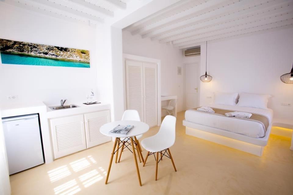 Junior Suite with Sea View - Photo 4
