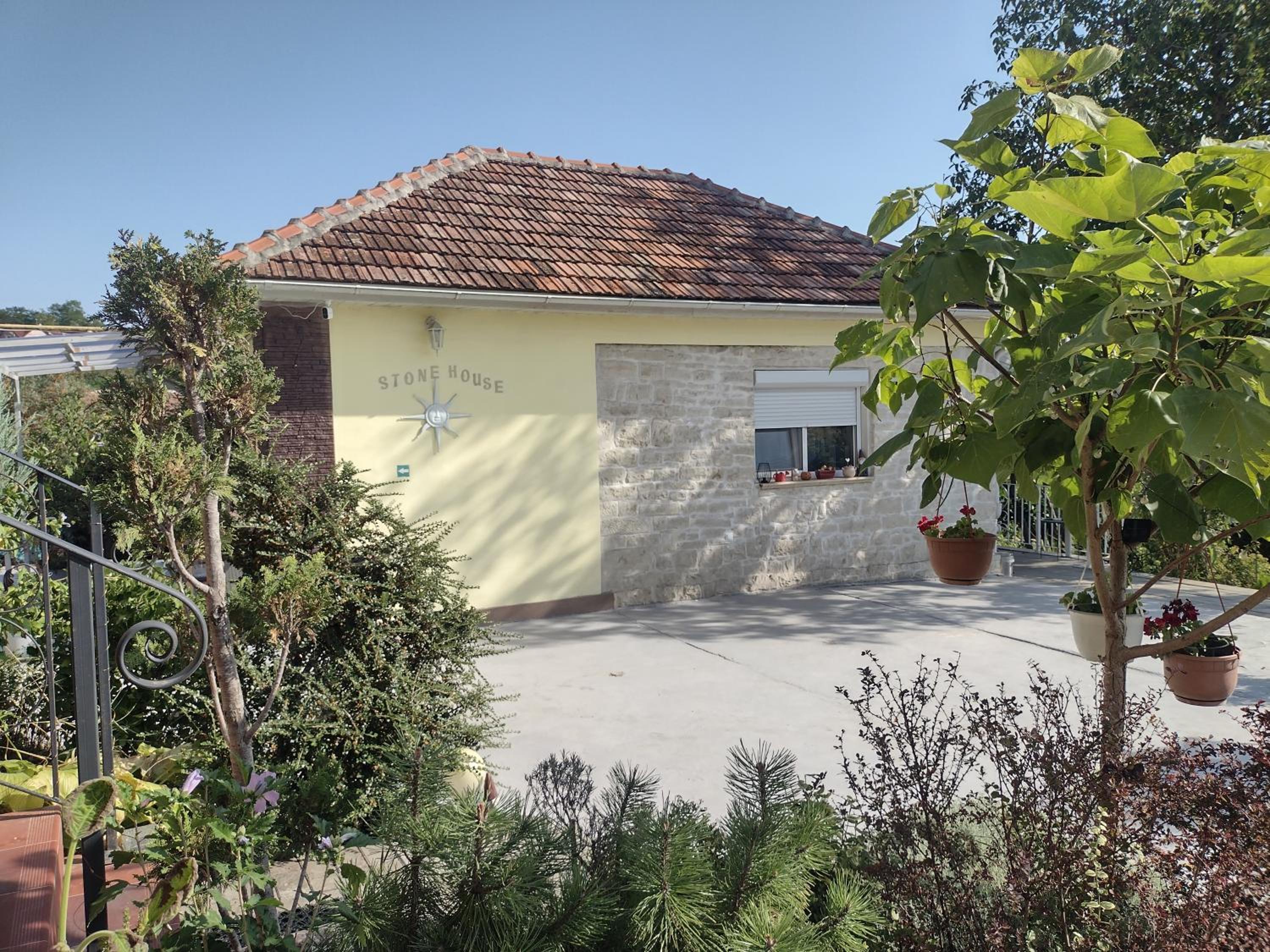One-Bedroom Villa - Photo 13