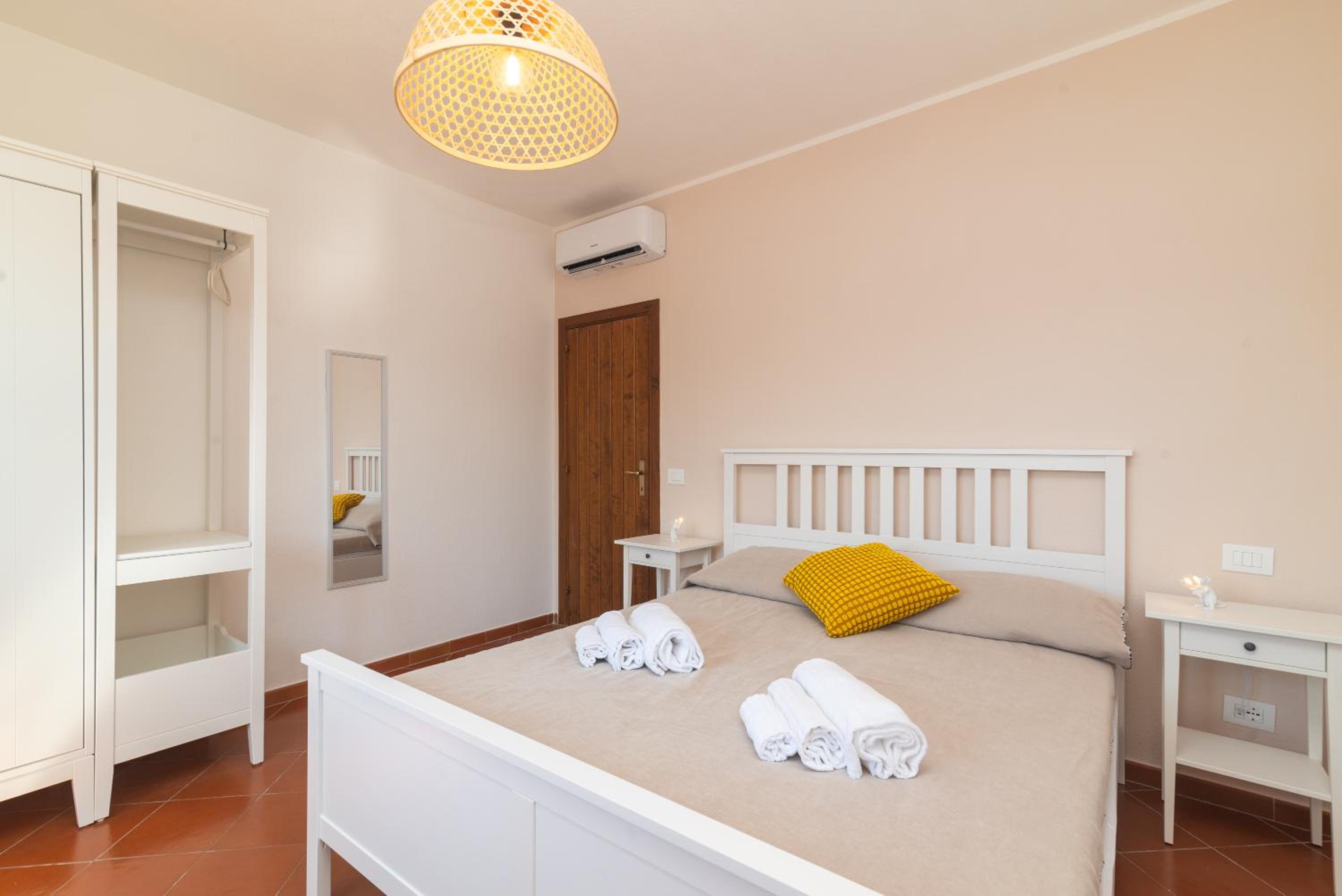 Studio Apartment with Sea View photo 1