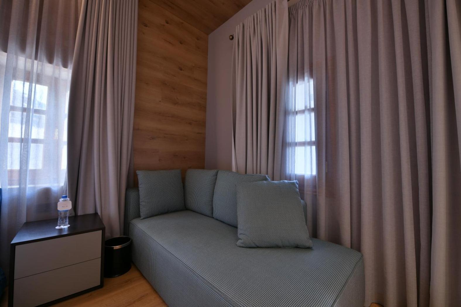Family Room with Garden View photo 1