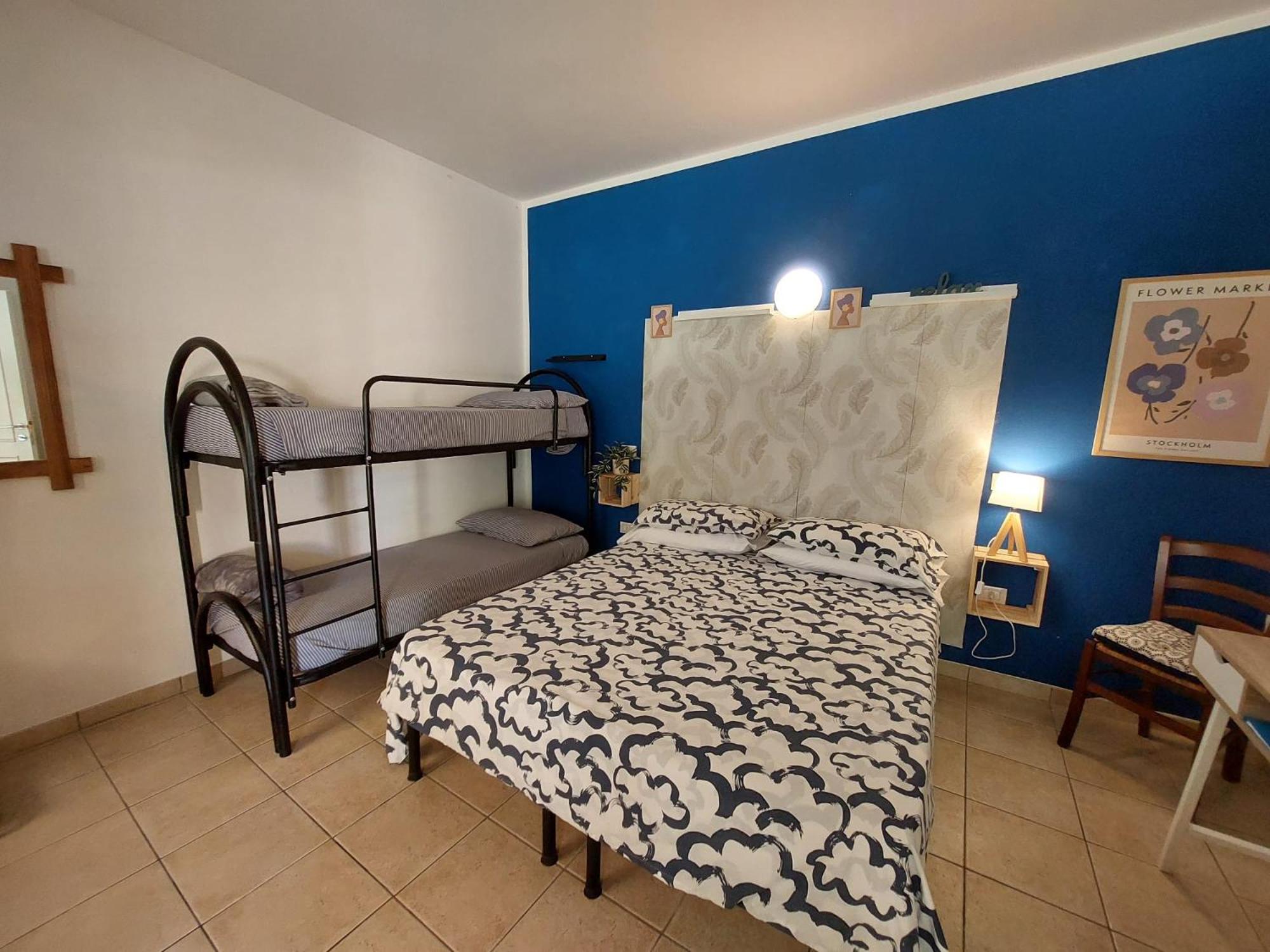 Quadruple Room - Photo 1