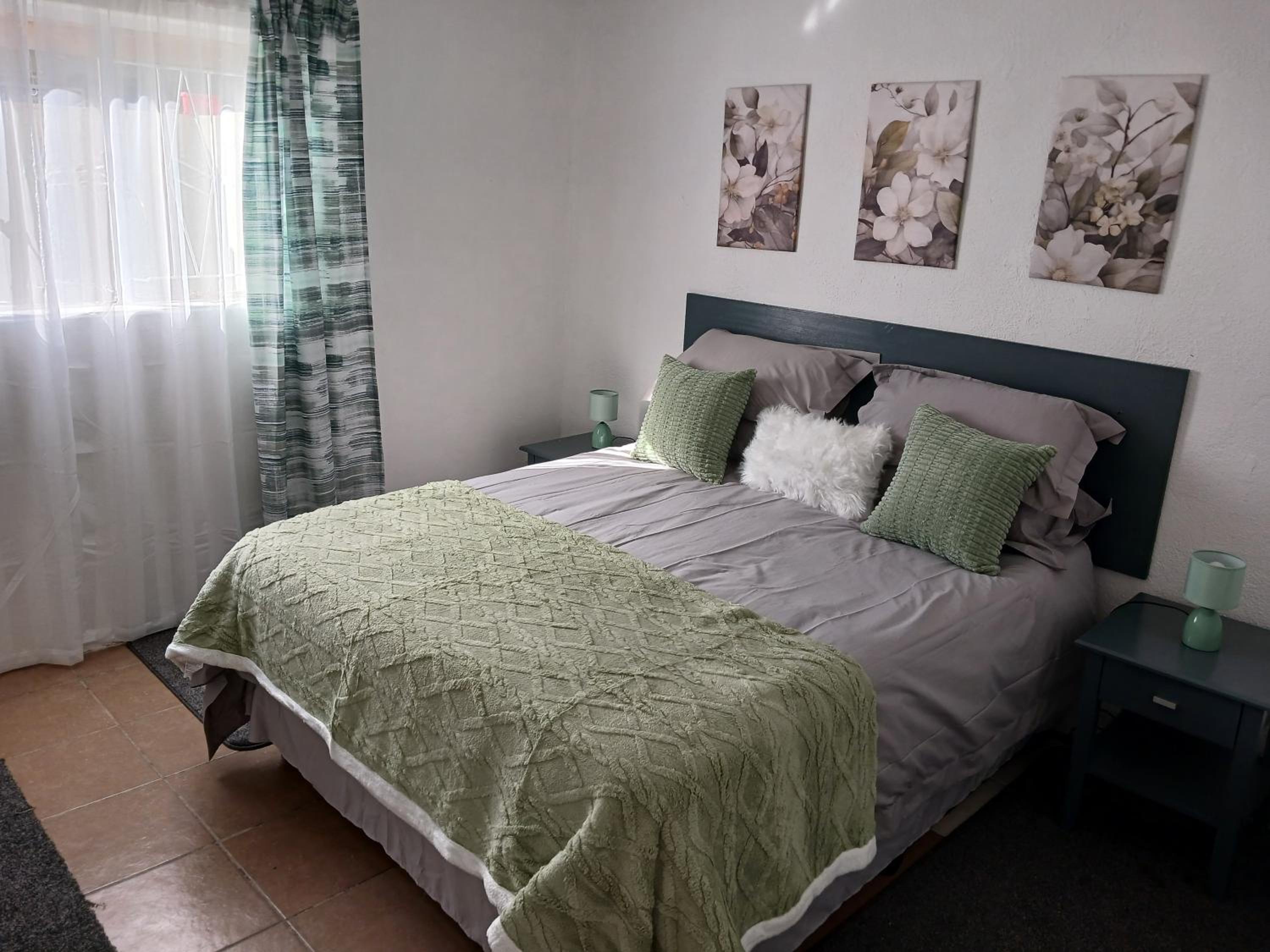 Double Room with Private Bathroom photo 1
