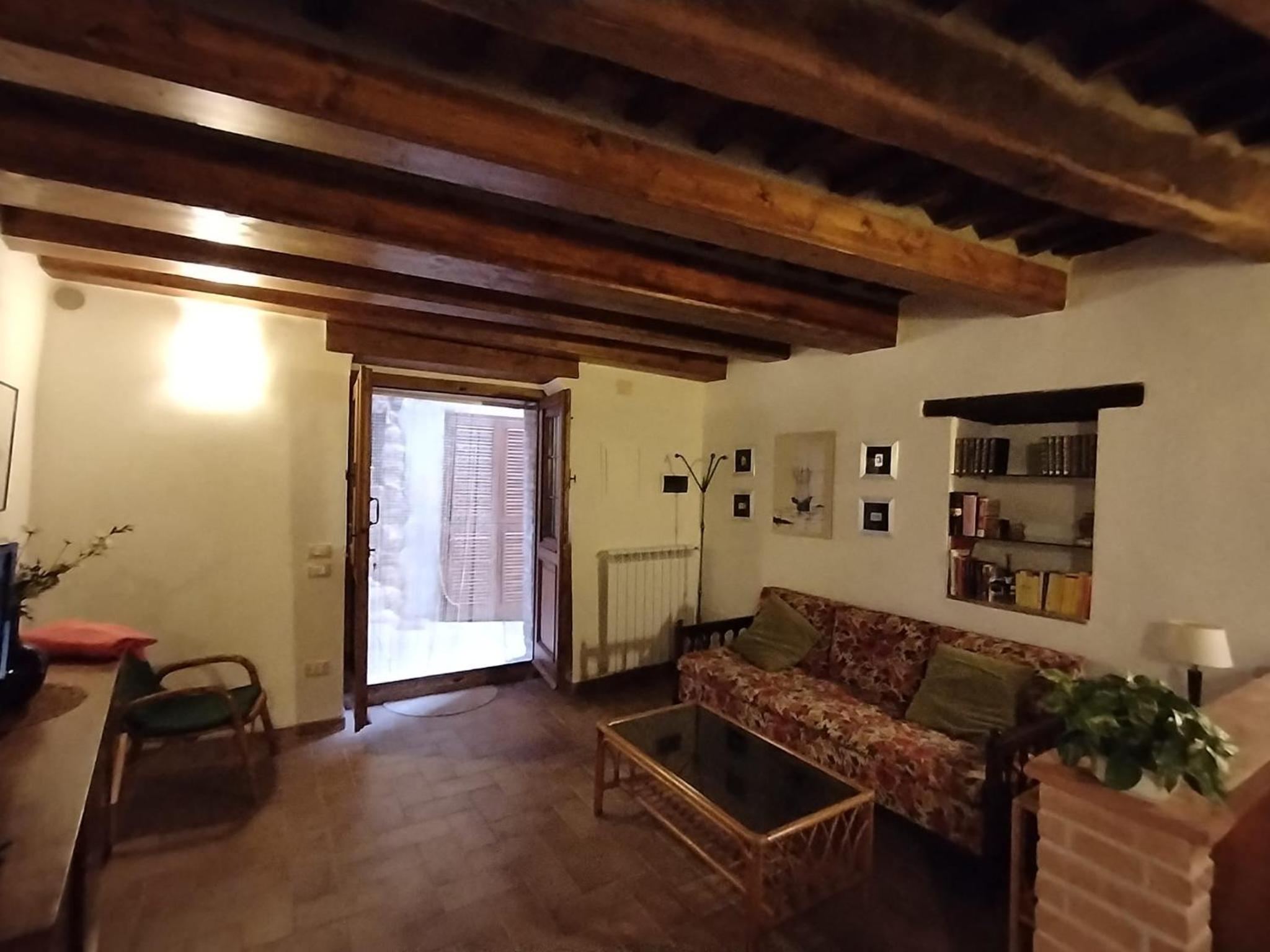 One-Bedroom Apartment photo 3