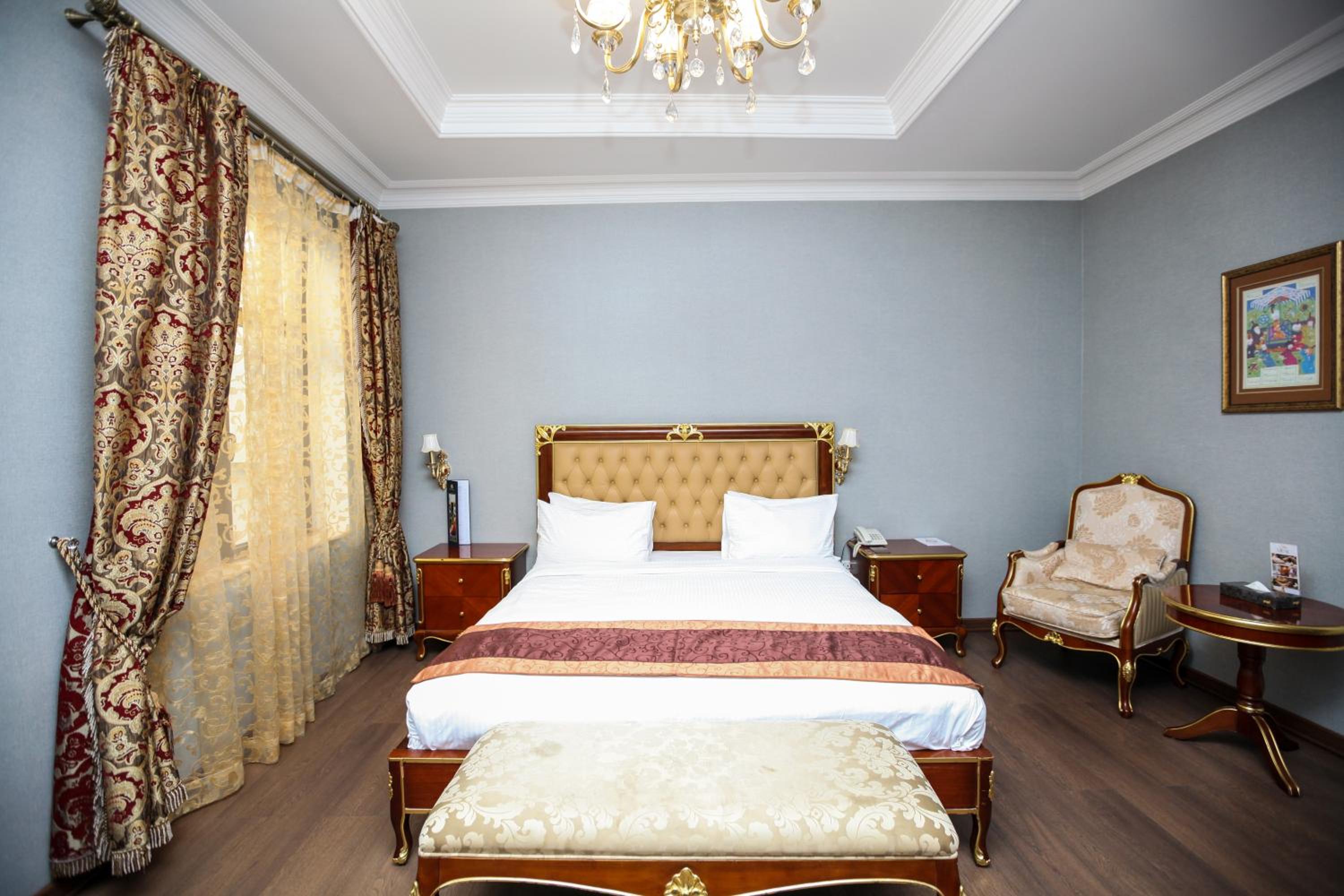 Superior Double Room Atrium View