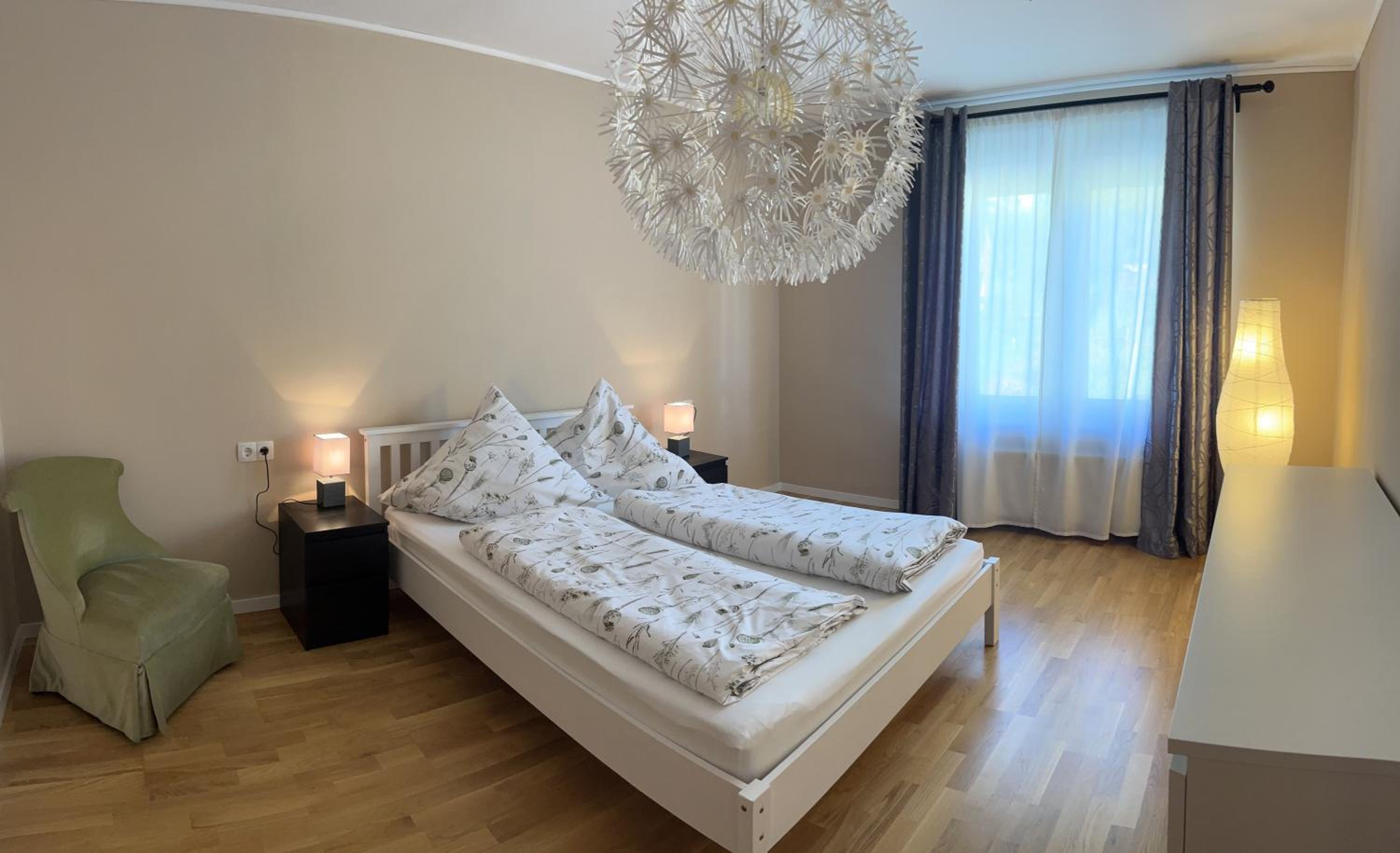 Two-Bedroom Apartment with Balcony photo 3