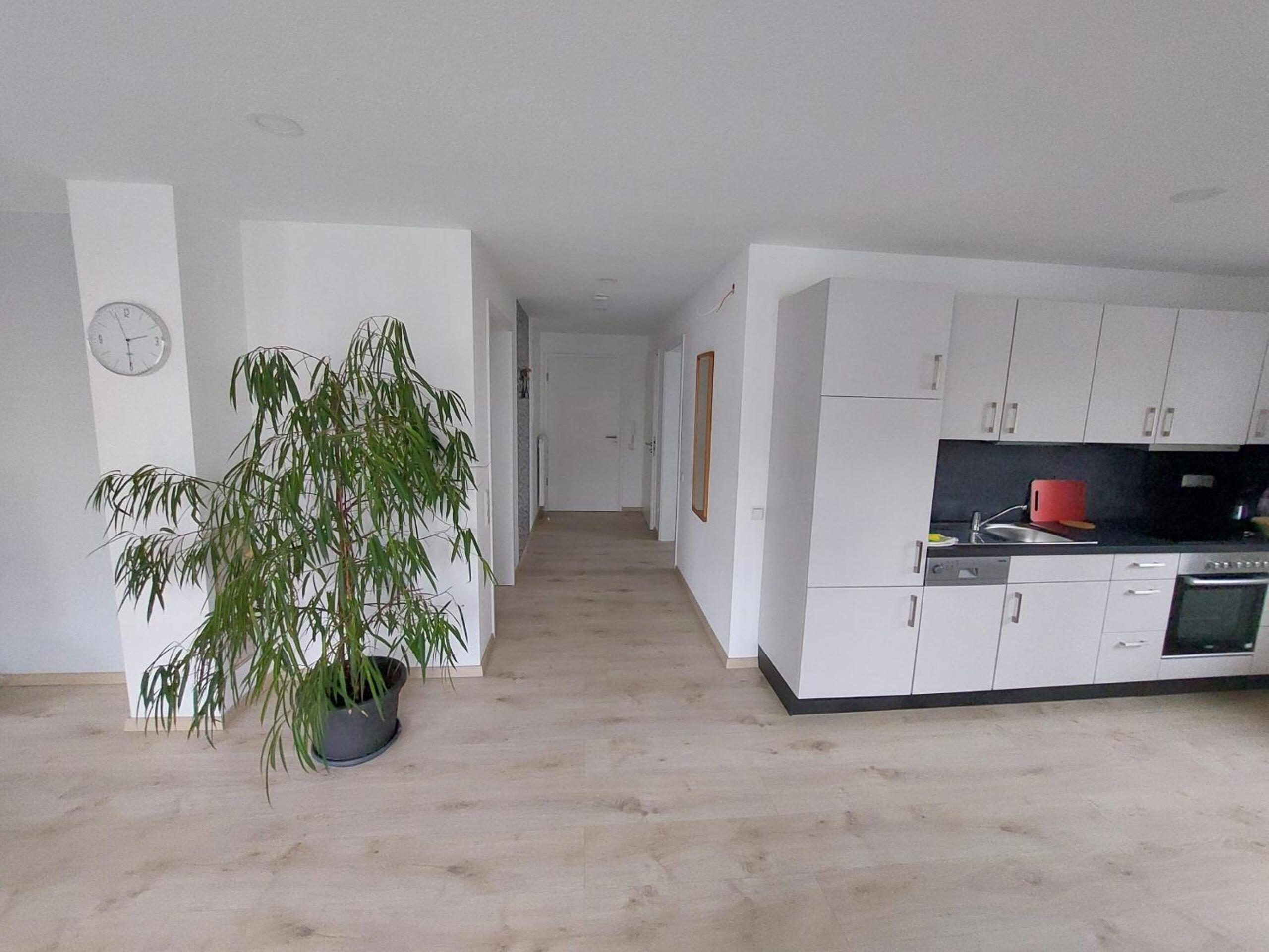 One-Bedroom Apartment with Balcony photo 3